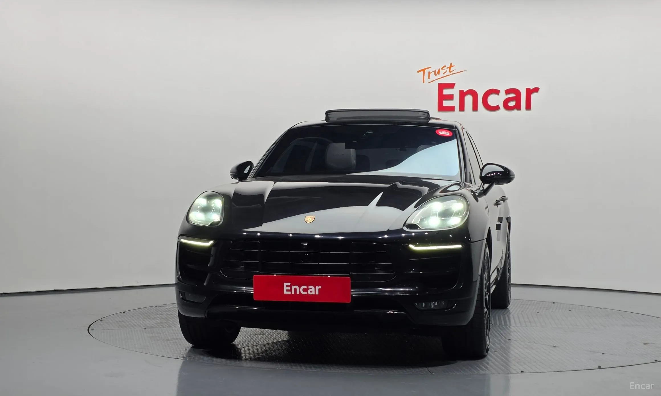 Porsche Macan превью 3