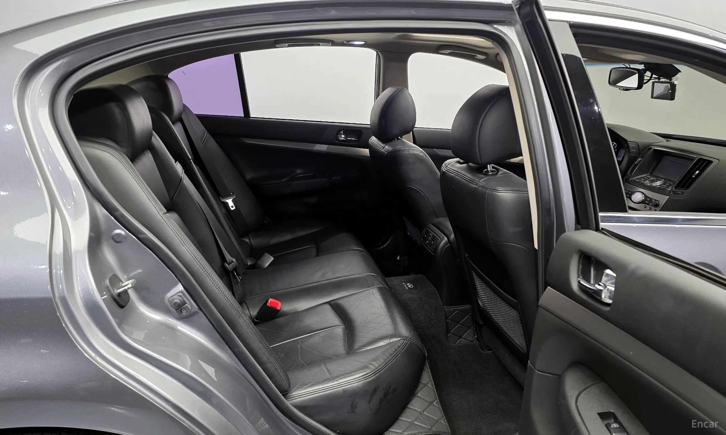 Infiniti G25 превью 12