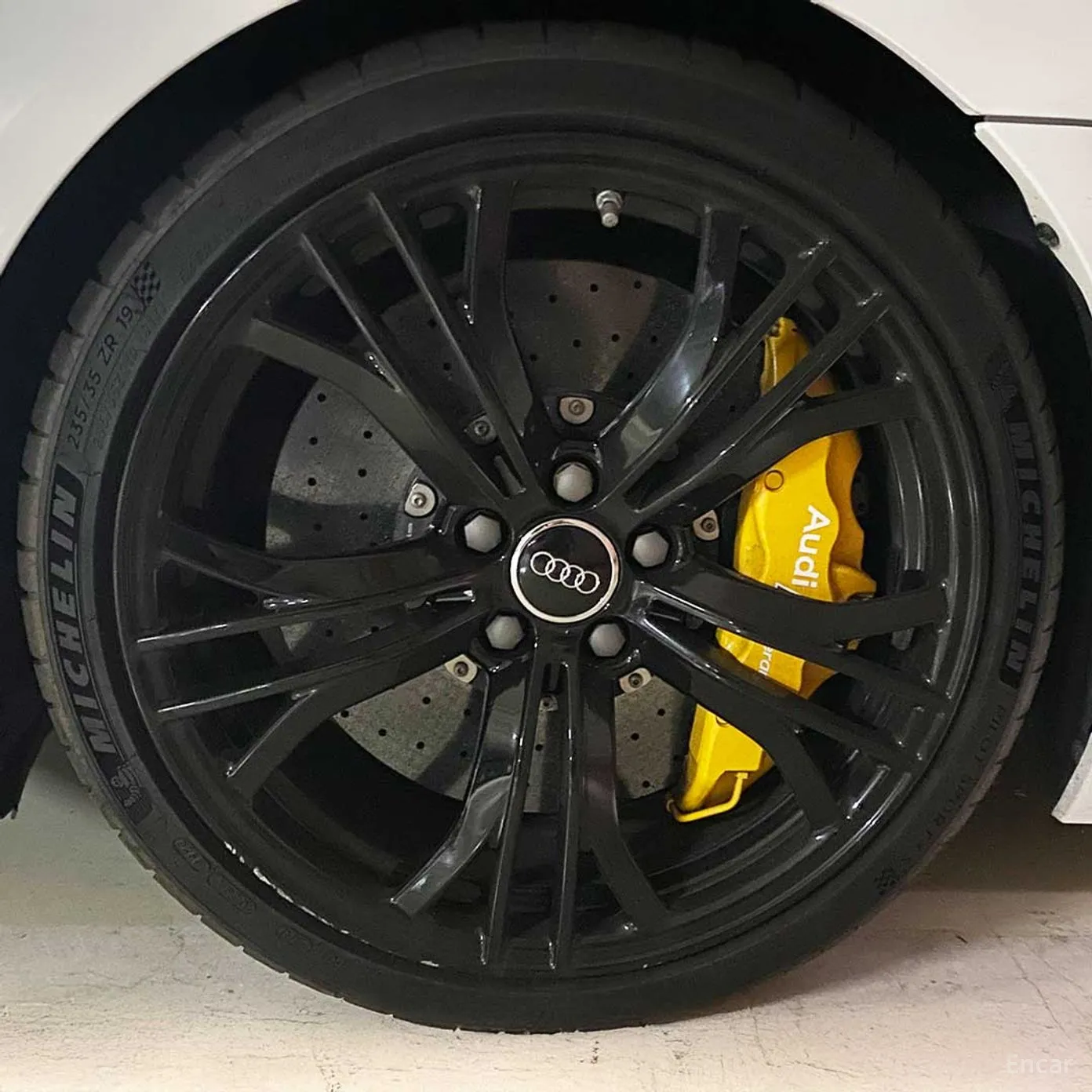 Audi R8 превью 5