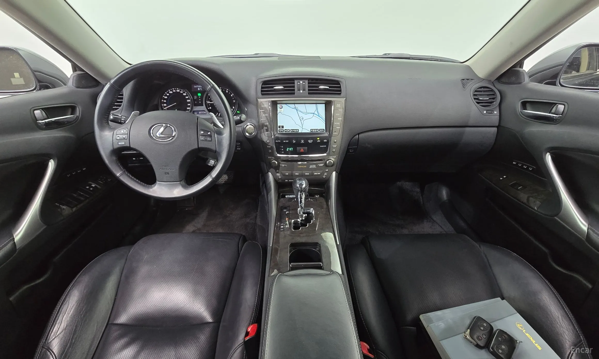 Lexus IS250 превью 7