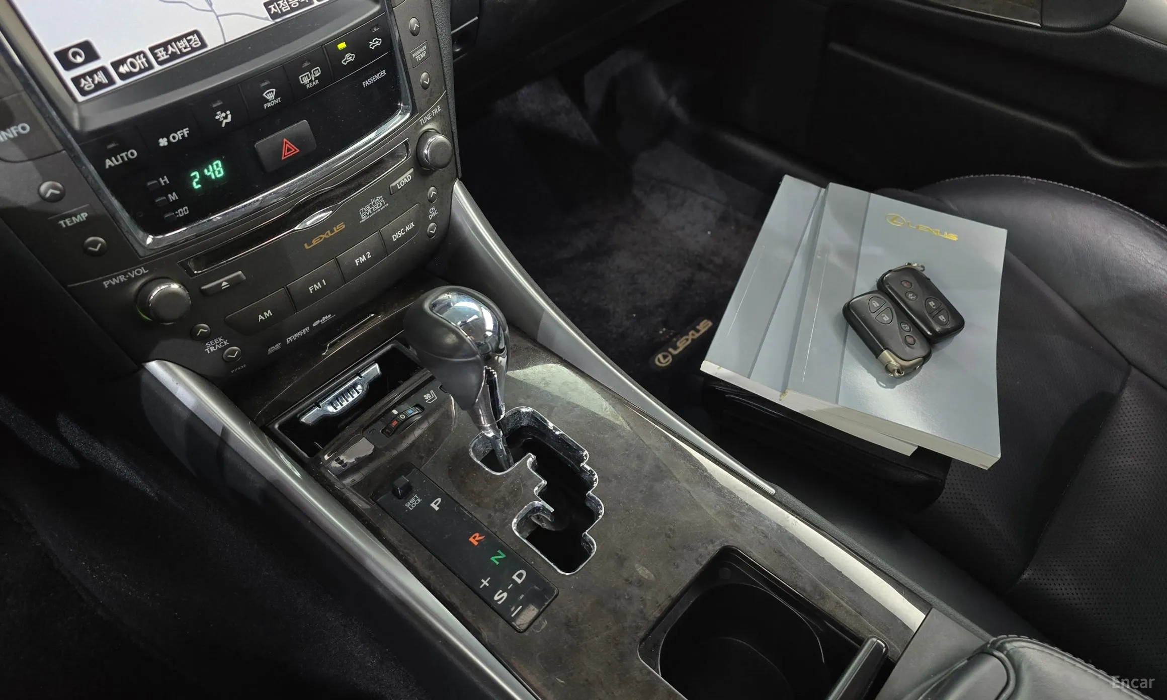 Lexus IS250 превью 9
