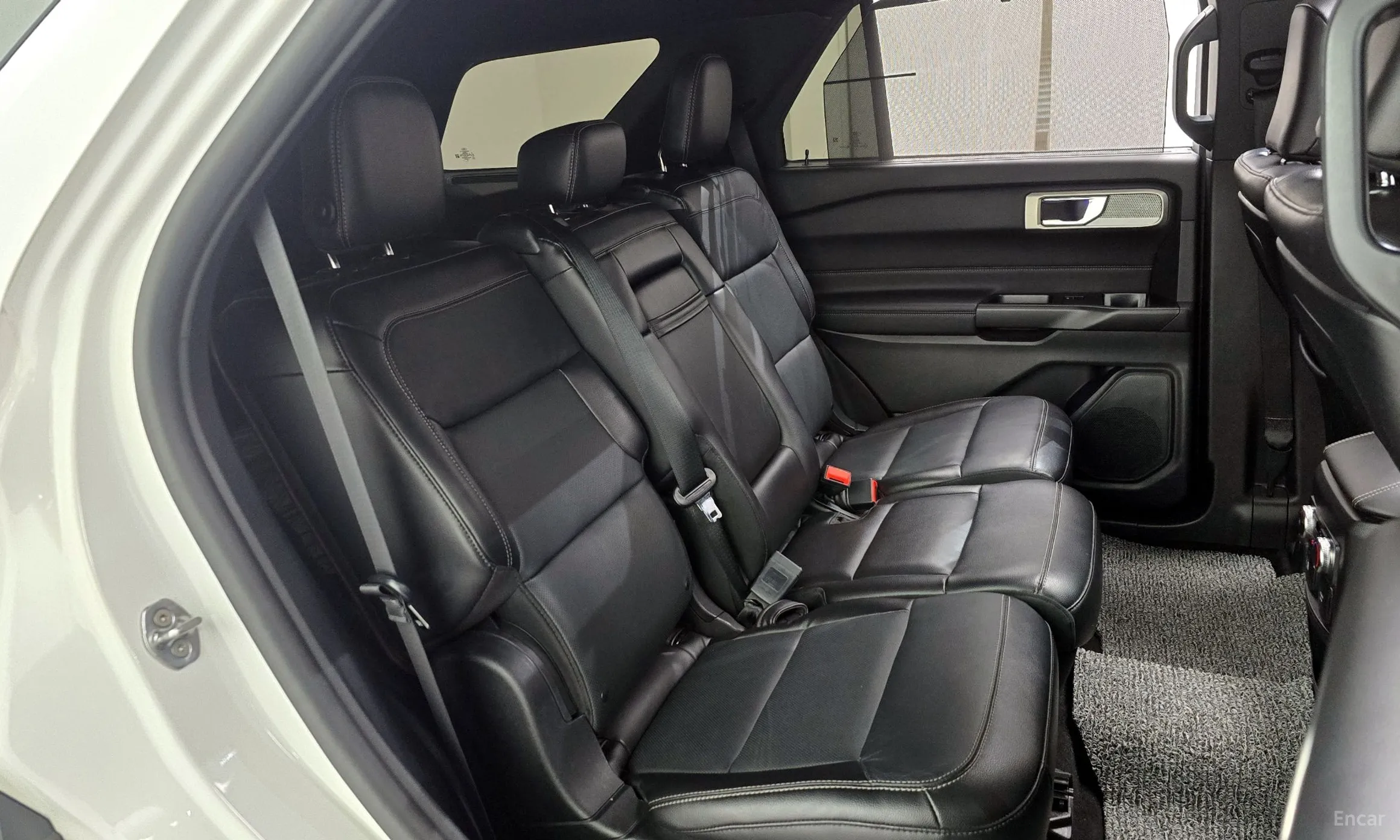 Ford Explorer 6th Generation превью 12