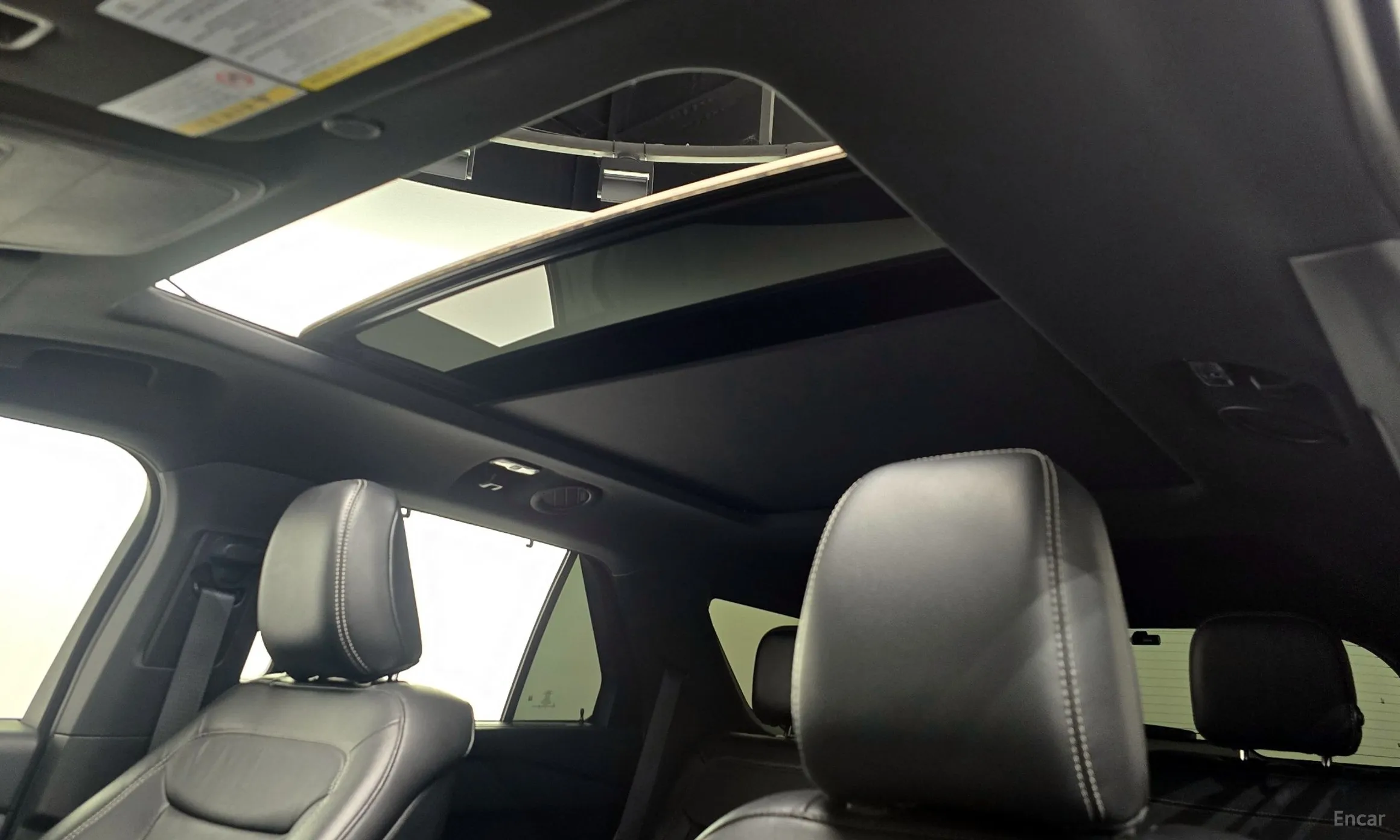 Ford Explorer 6th Generation превью 19