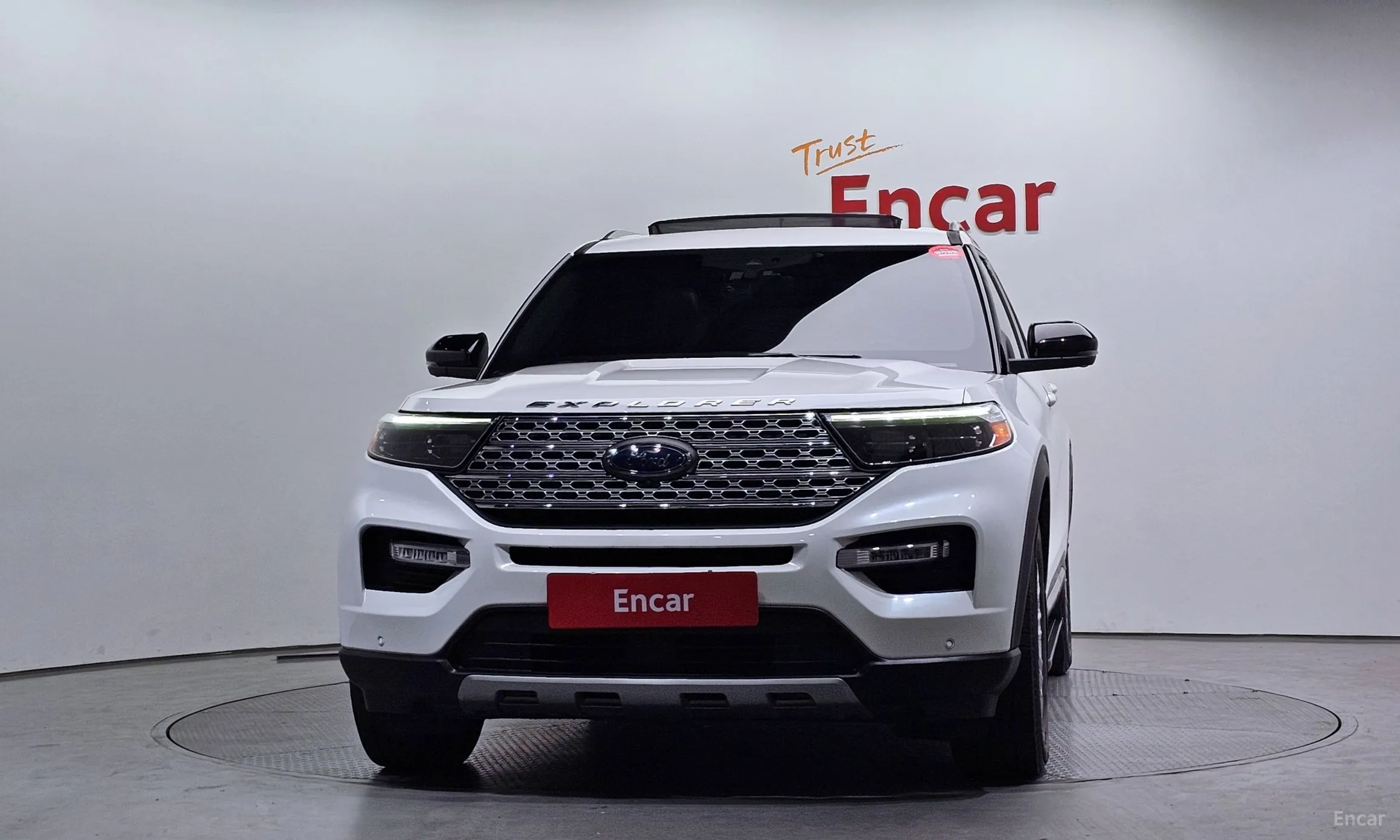 Ford Explorer 6th Generation превью 3