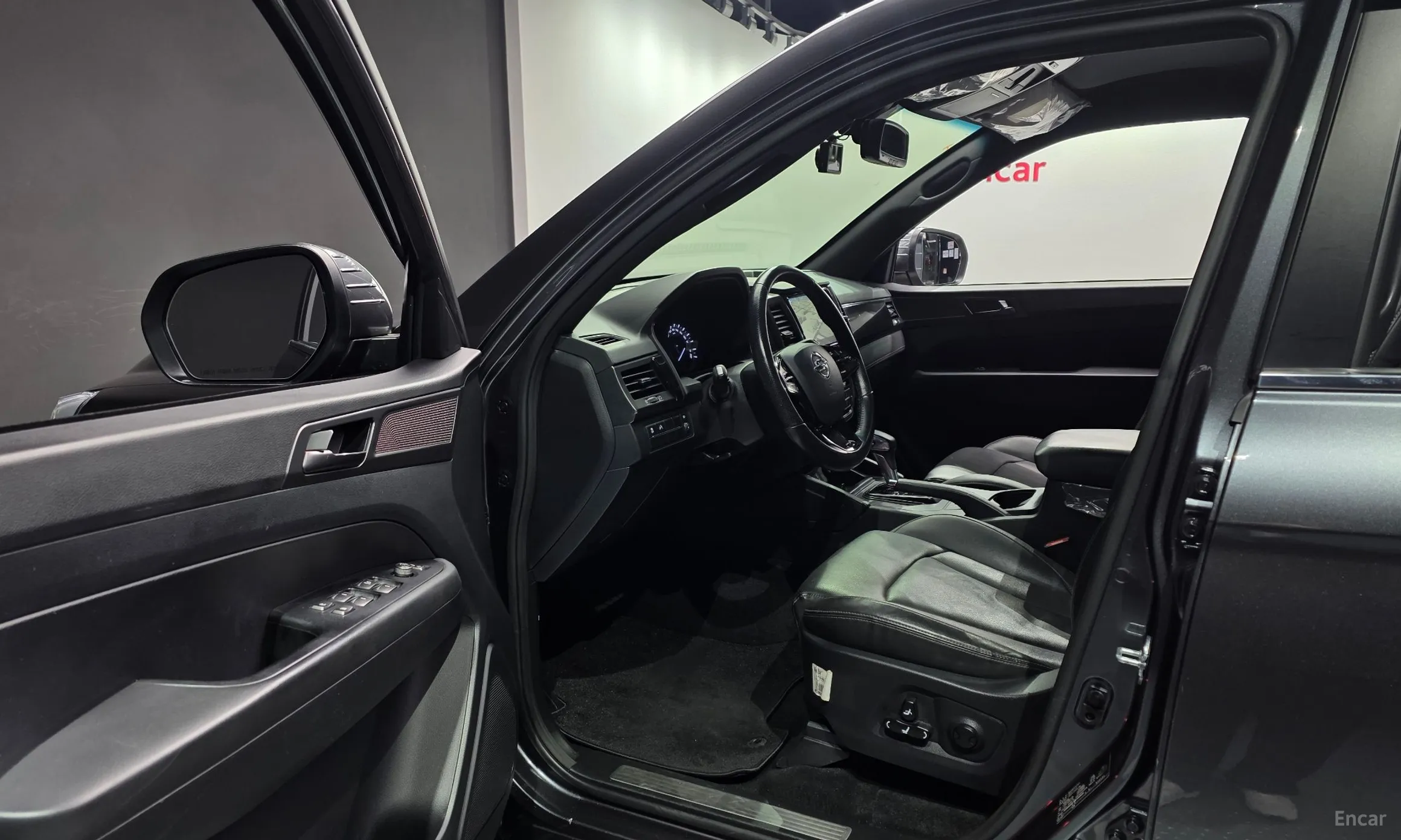 KG Mobility (SsangYong) Rexton Sports превью 11