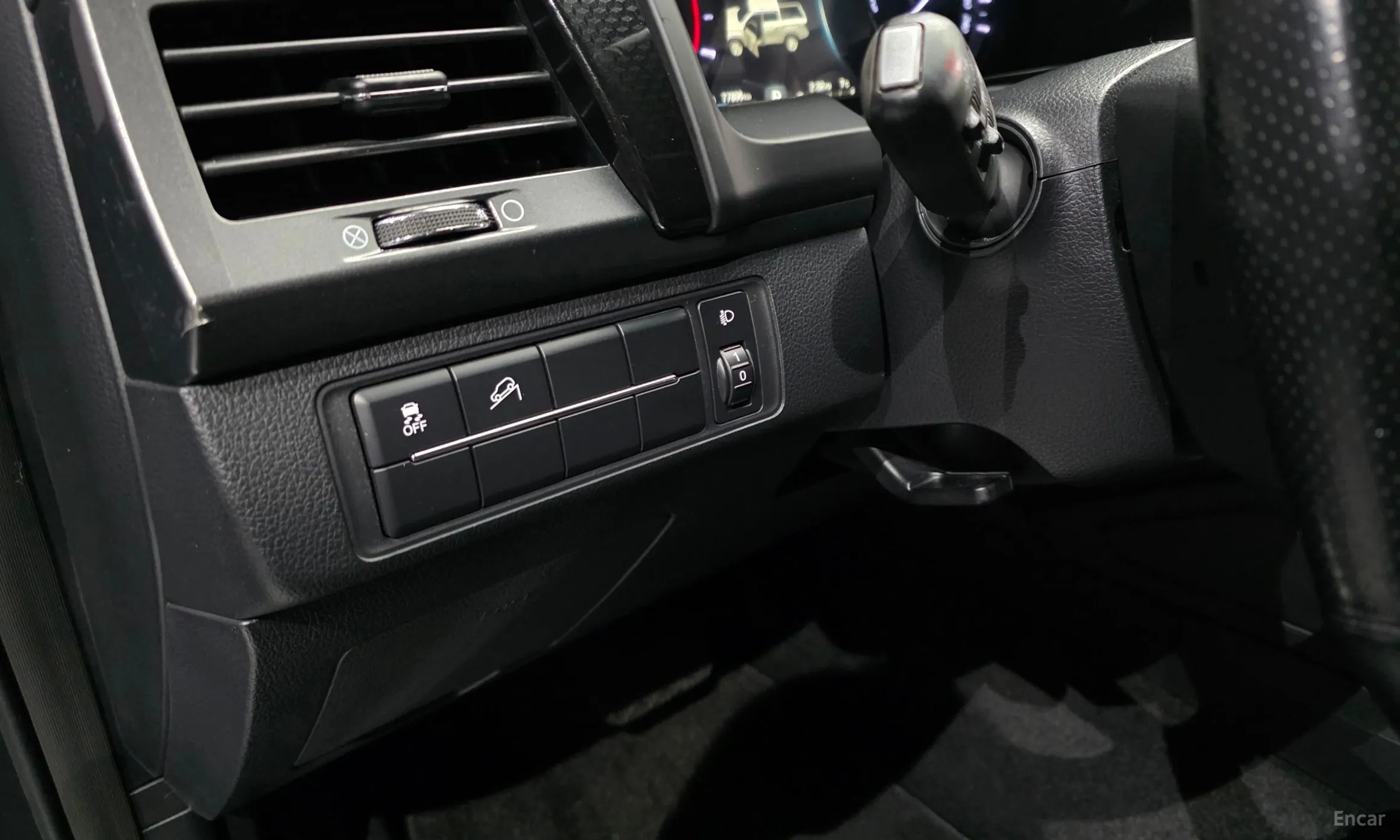 KG Mobility (SsangYong) Rexton Sports превью 14