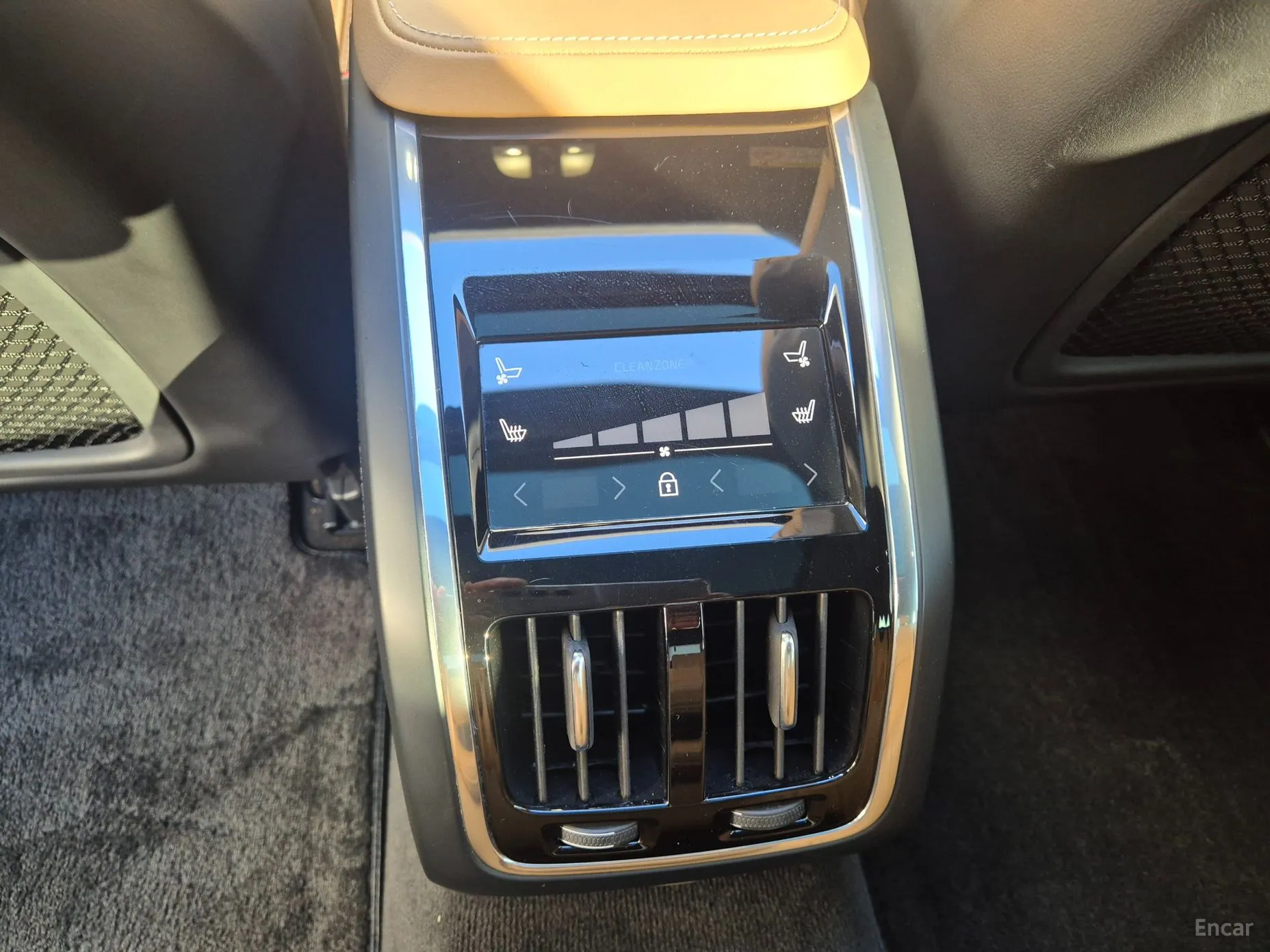 Volvo S90 превью 15