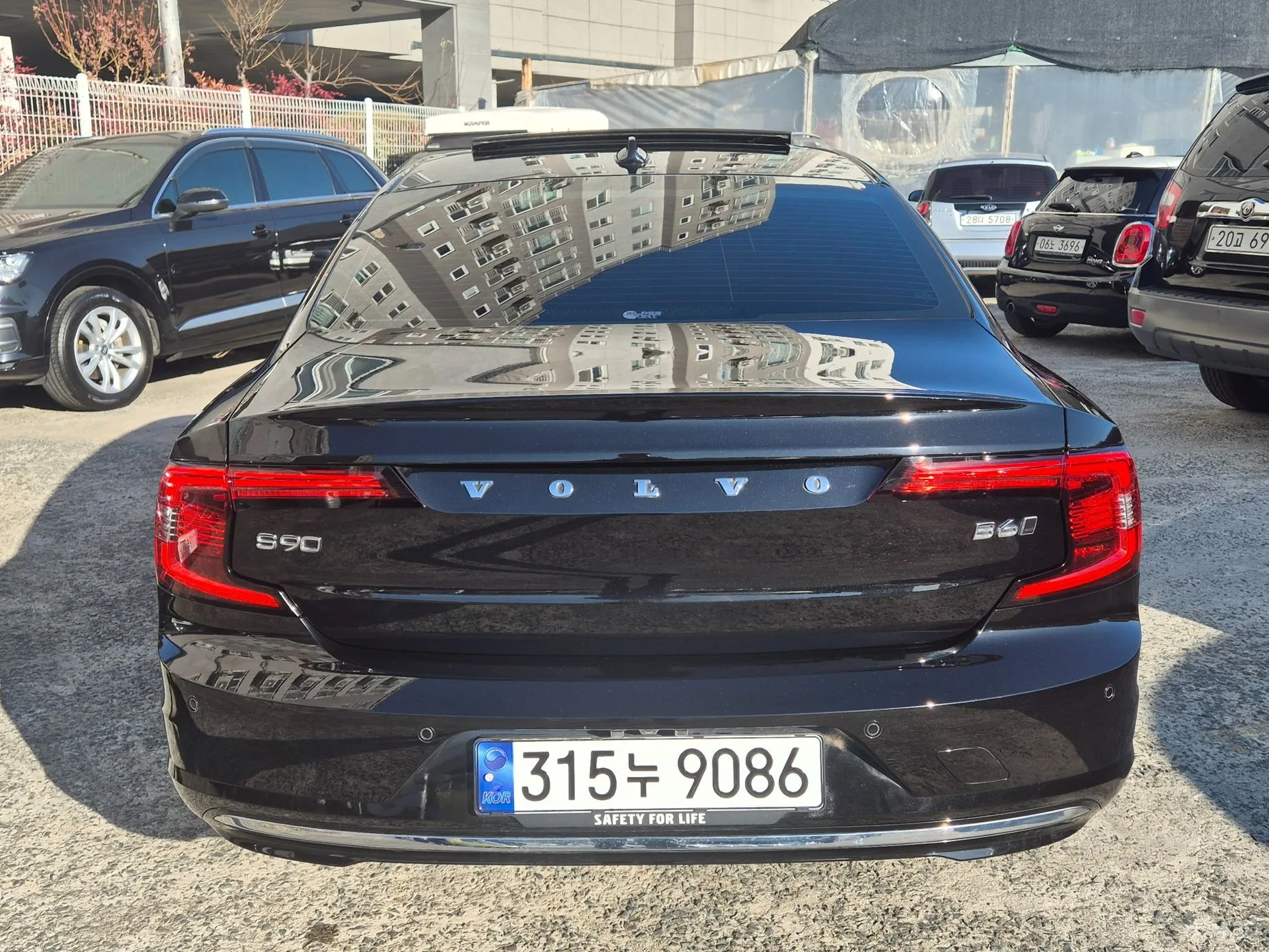 Volvo S90 превью 5