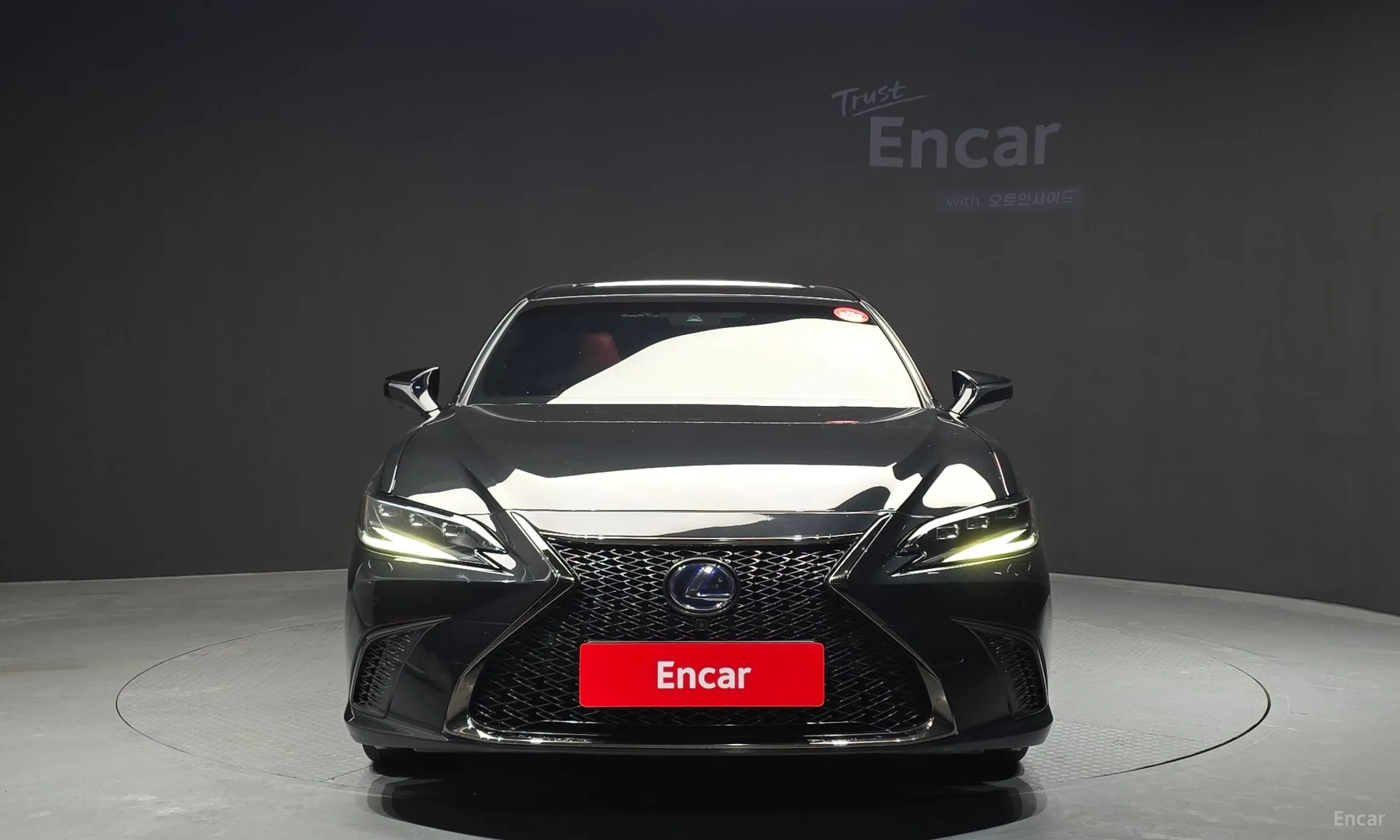 Lexus ES300h 7th Generation превью 3