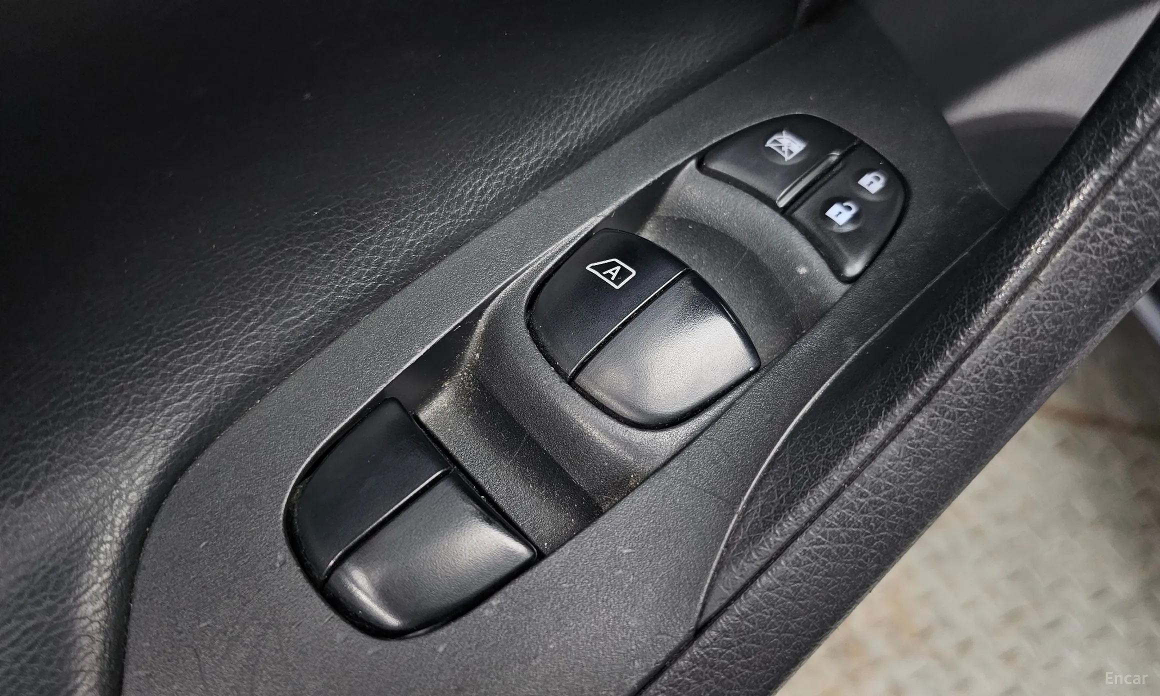 Nissan Altima превью 14