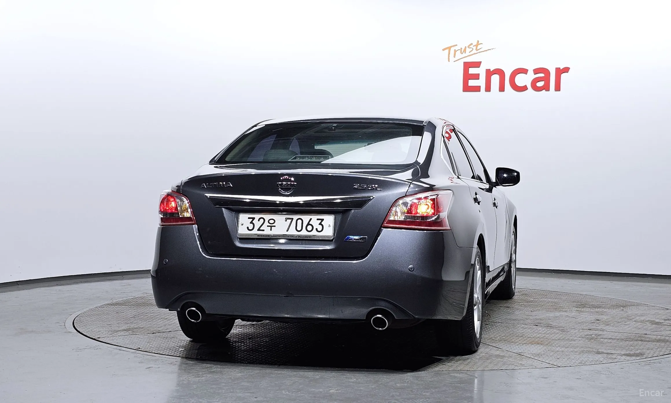 Nissan Altima превью 4