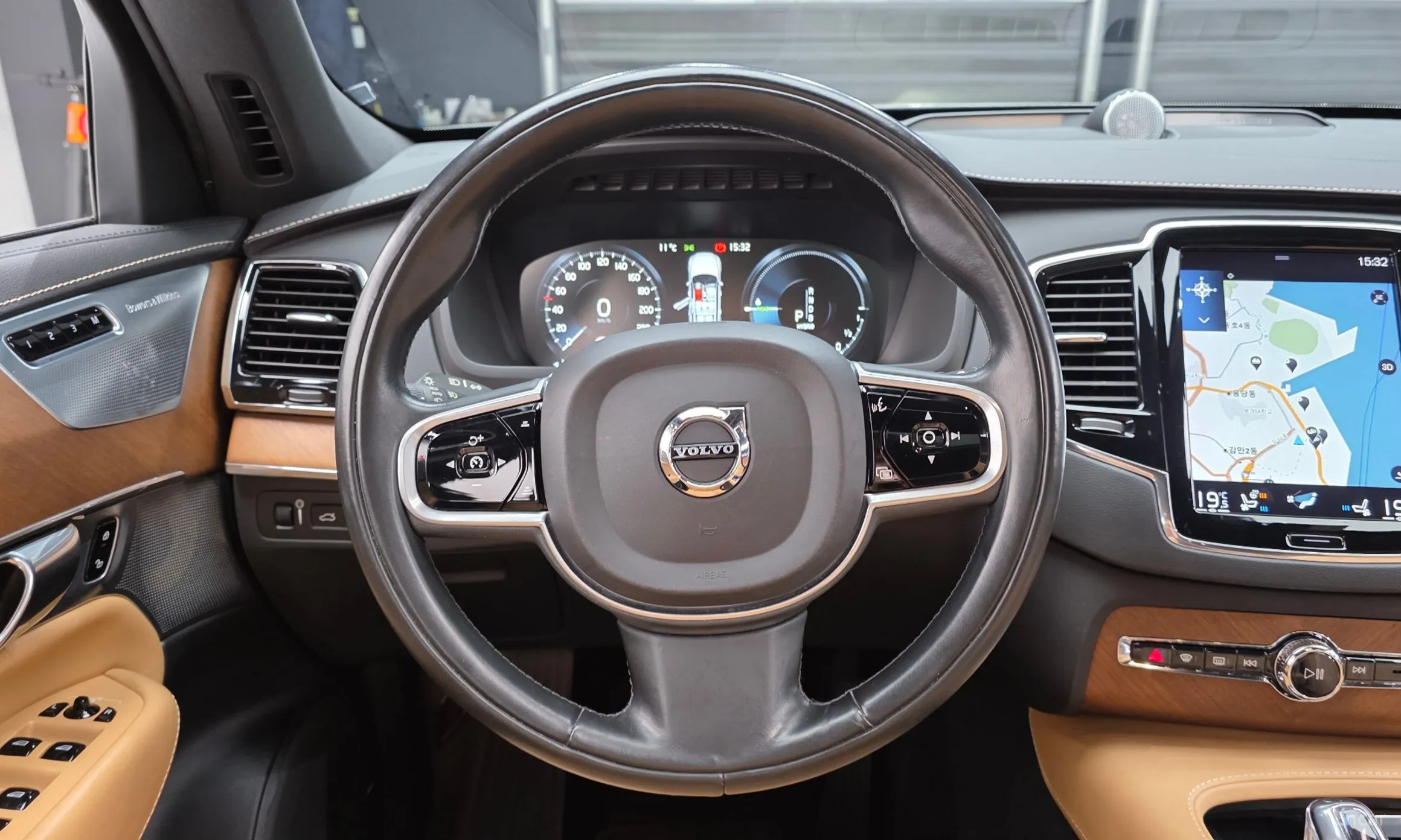 Volvo XC90 Gen 2 превью 13
