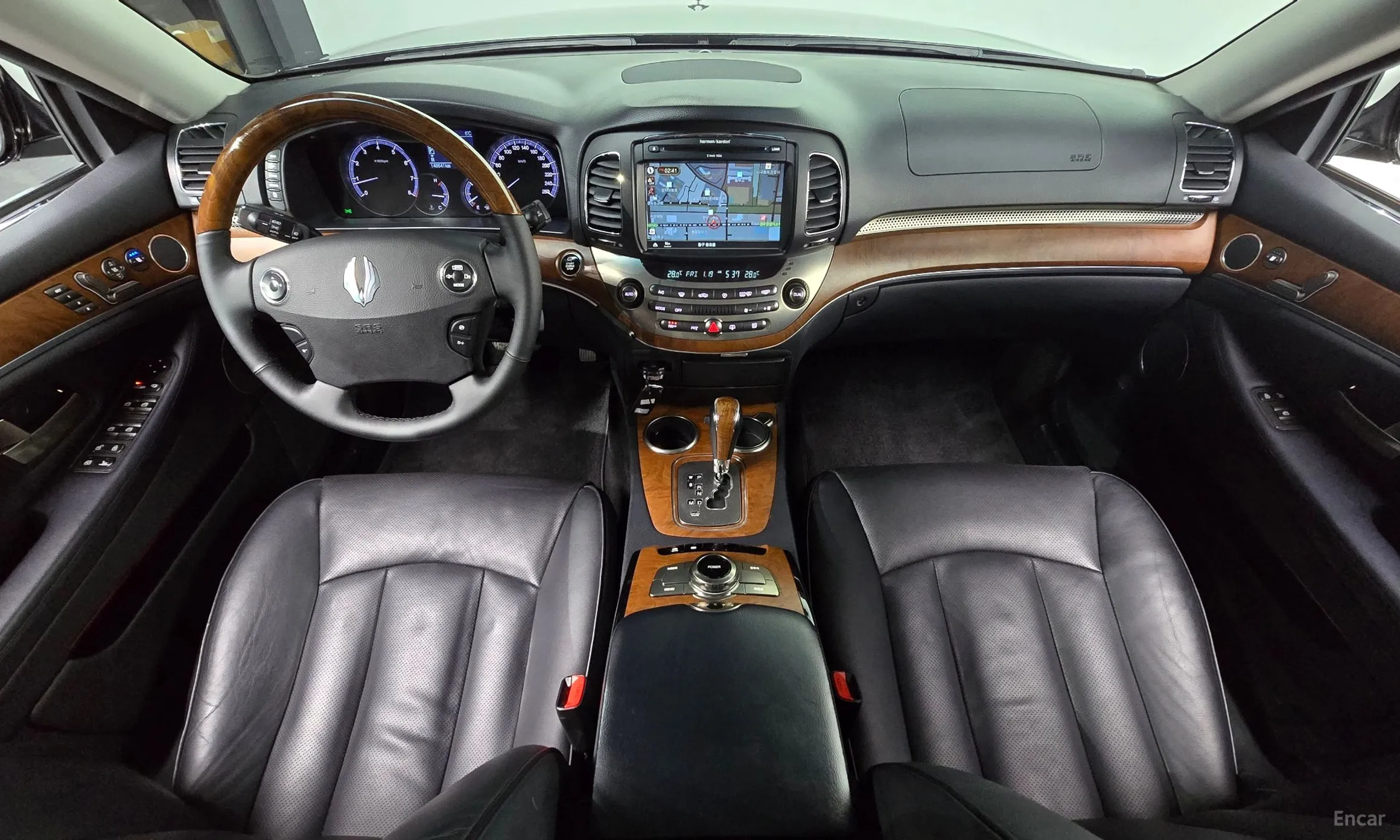 KG Mobility (SsangYong) Chairman W превью 7