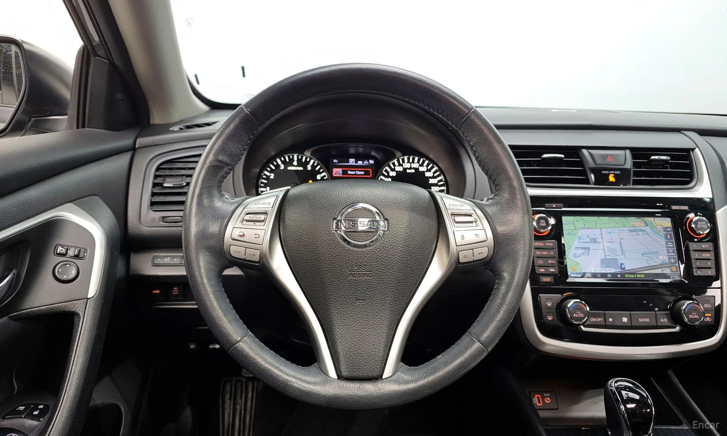 Nissan Altima превью 13