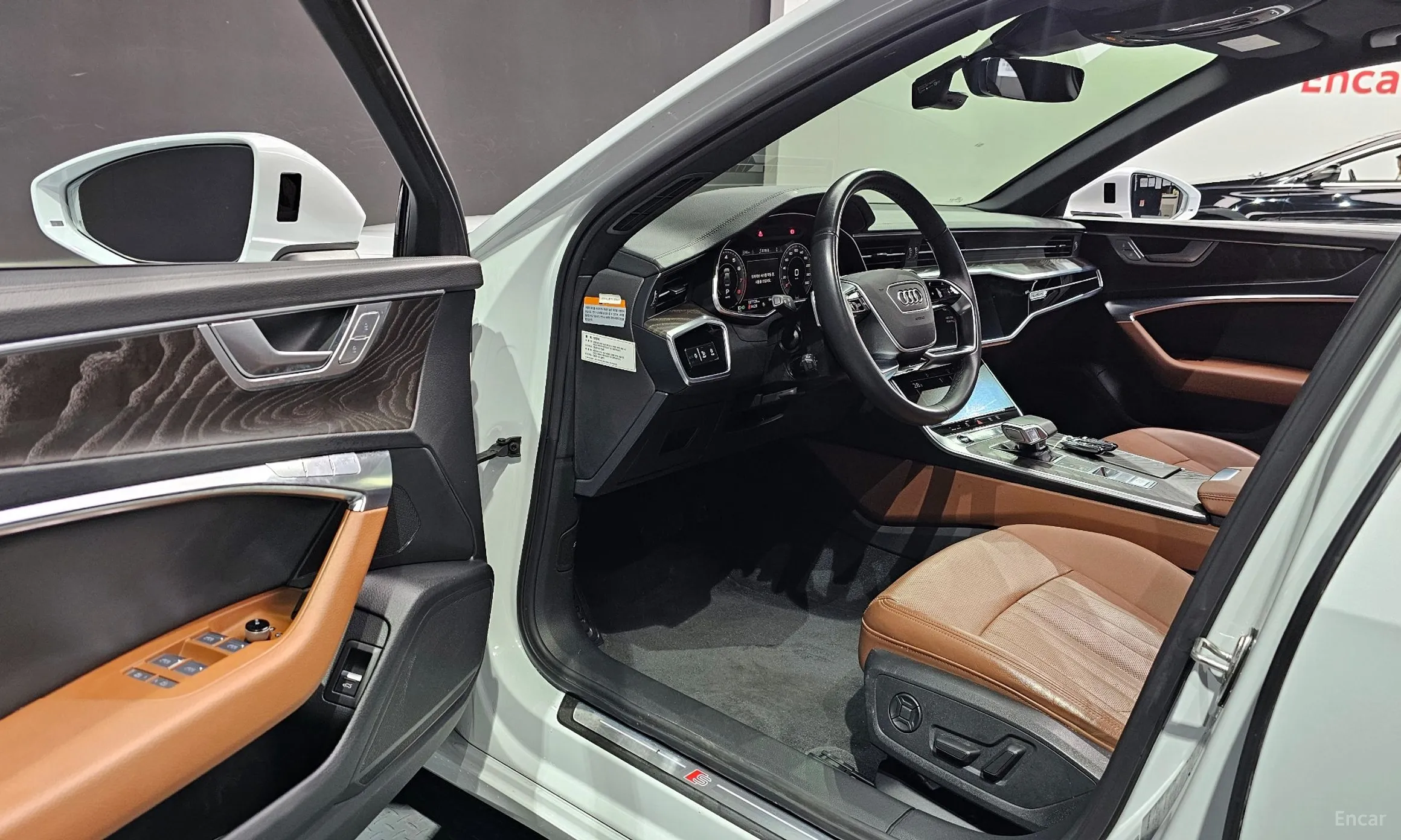 Audi A6 (C8) превью 11