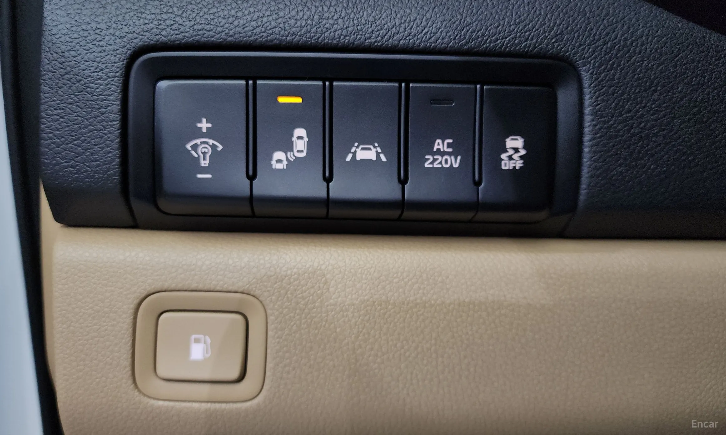 Kia Carnival превью 12