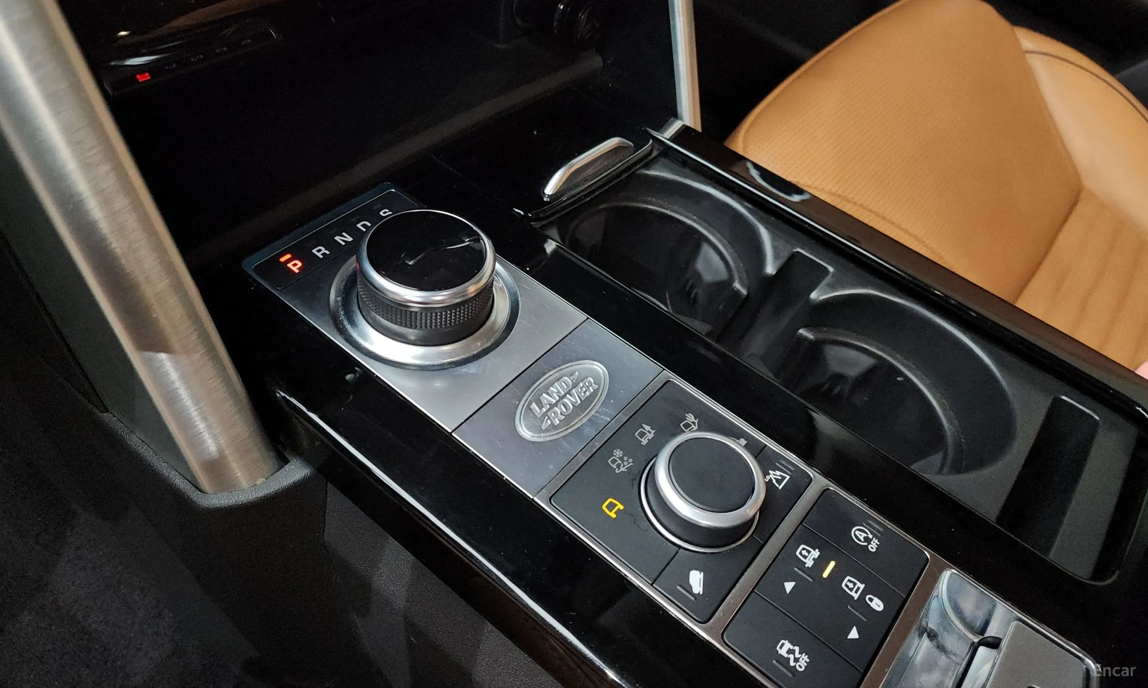 Land Rover Discovery 5 превью 9