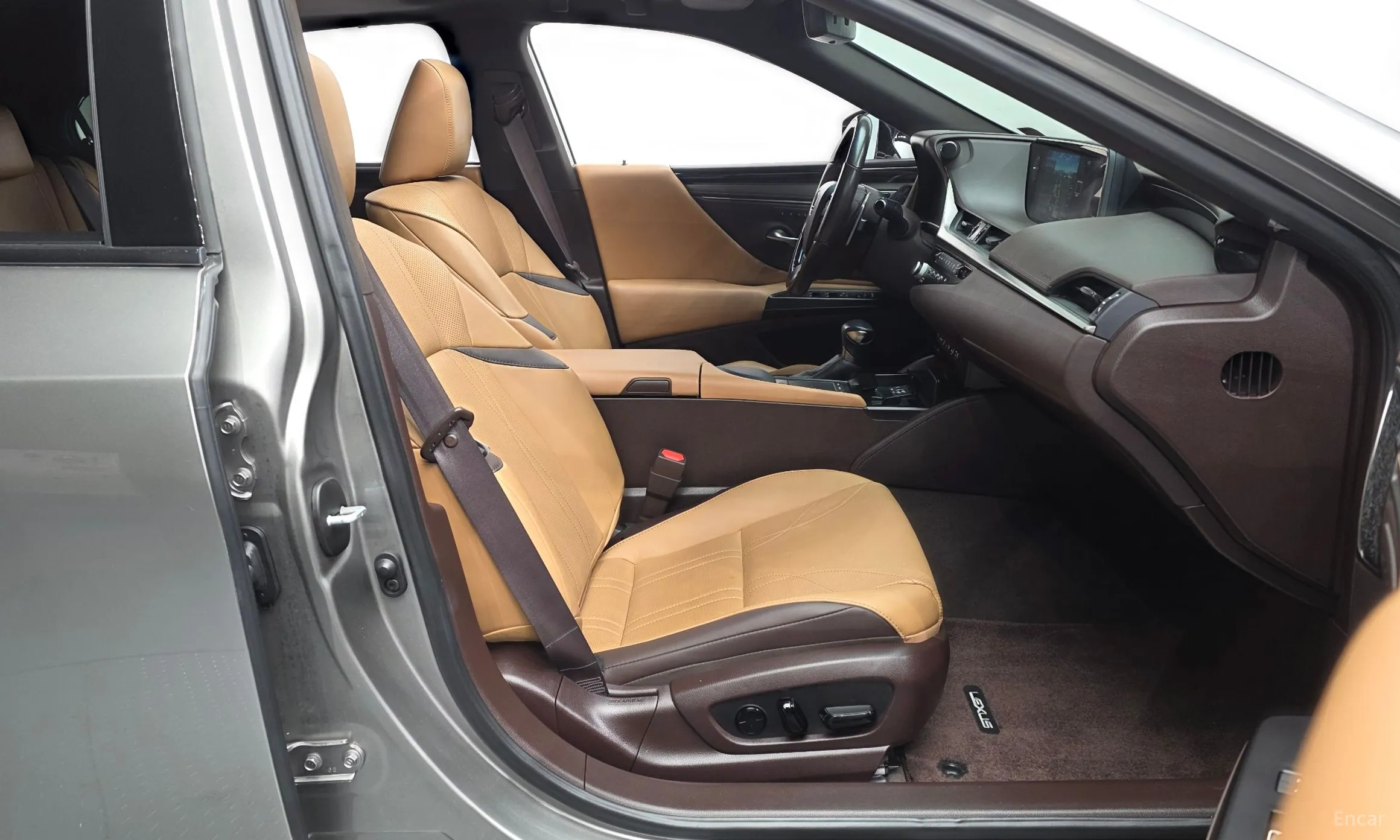 Lexus ES300h 7th Generation превью 11