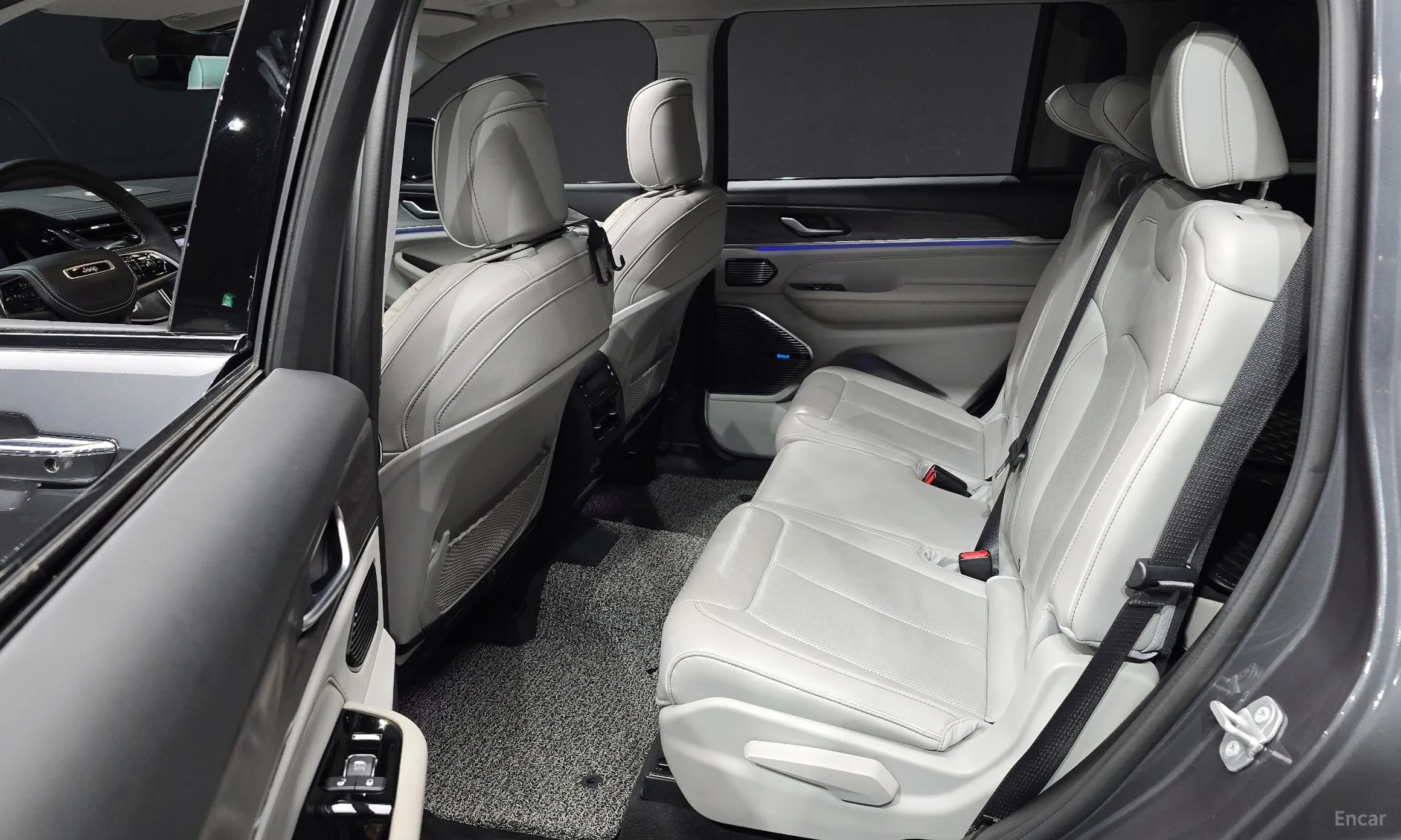 Jeep Grand Cherokee (WL) превью 12