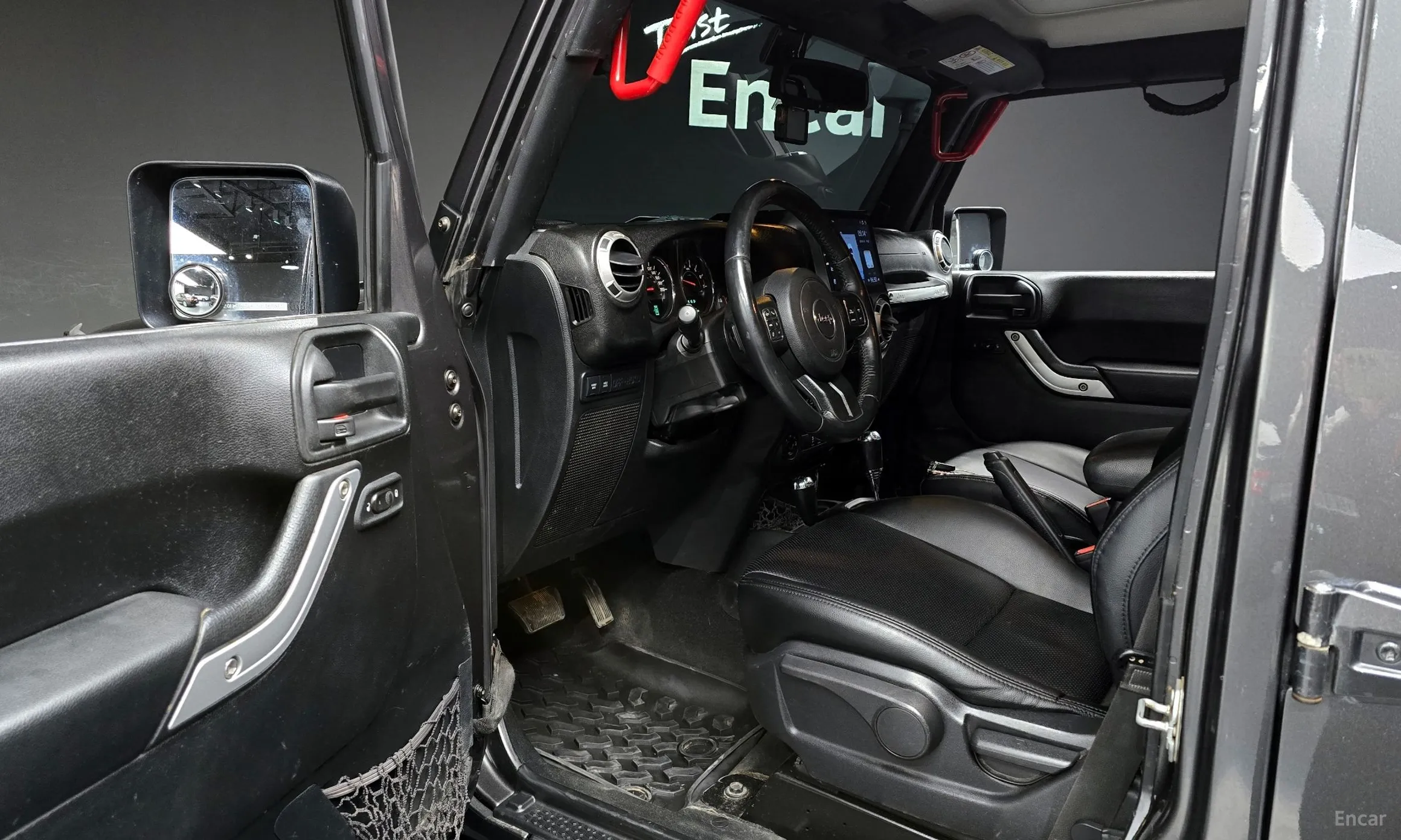 Jeep Wrangler (JK) превью 11
