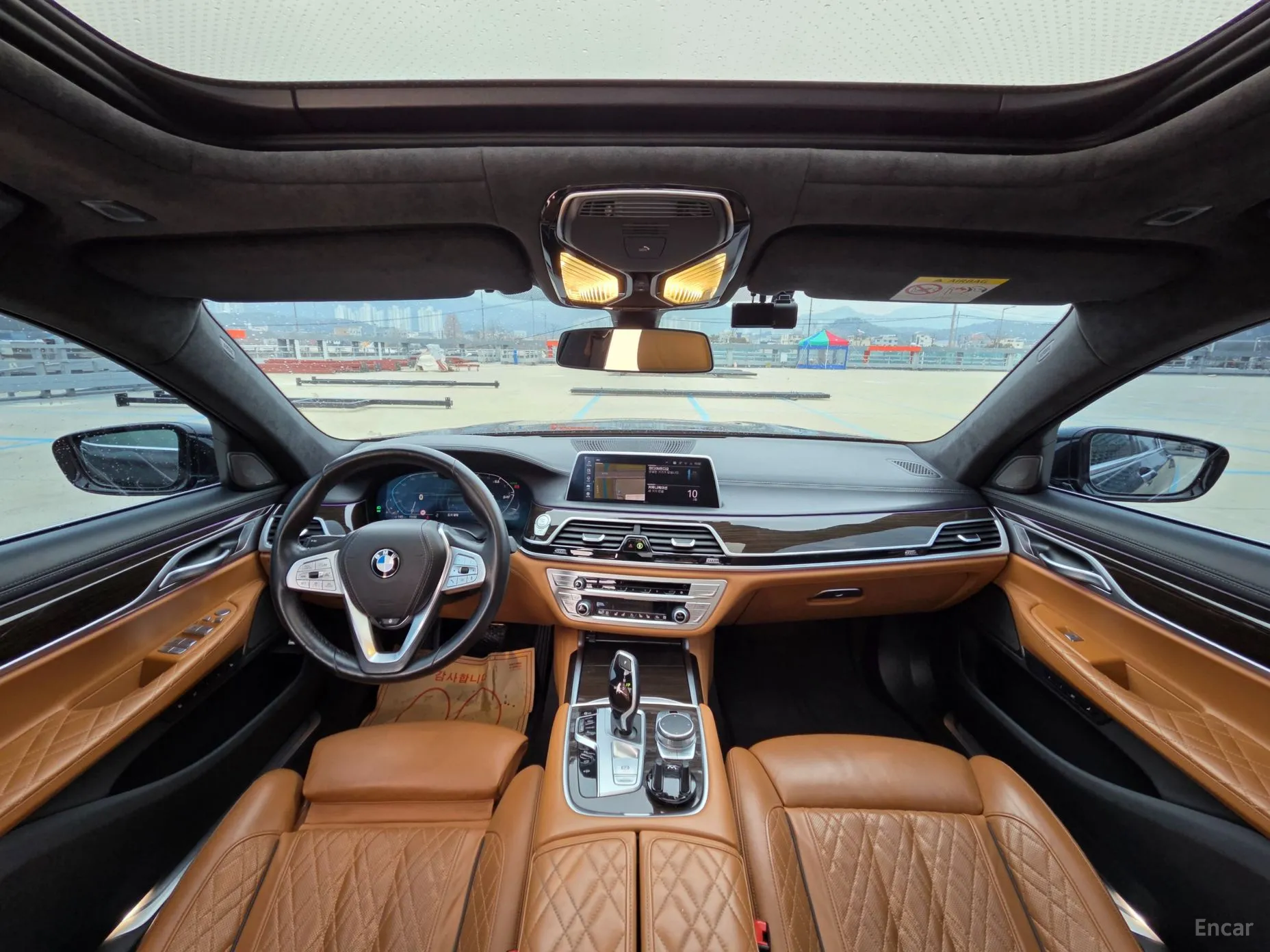 BMW 7 Series (G11) превью 11