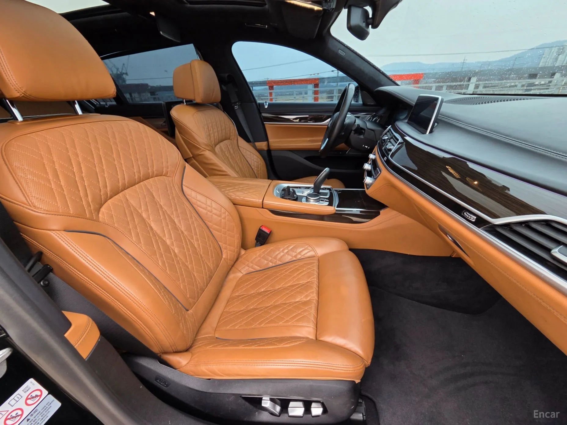 BMW 7 Series (G11) превью 12