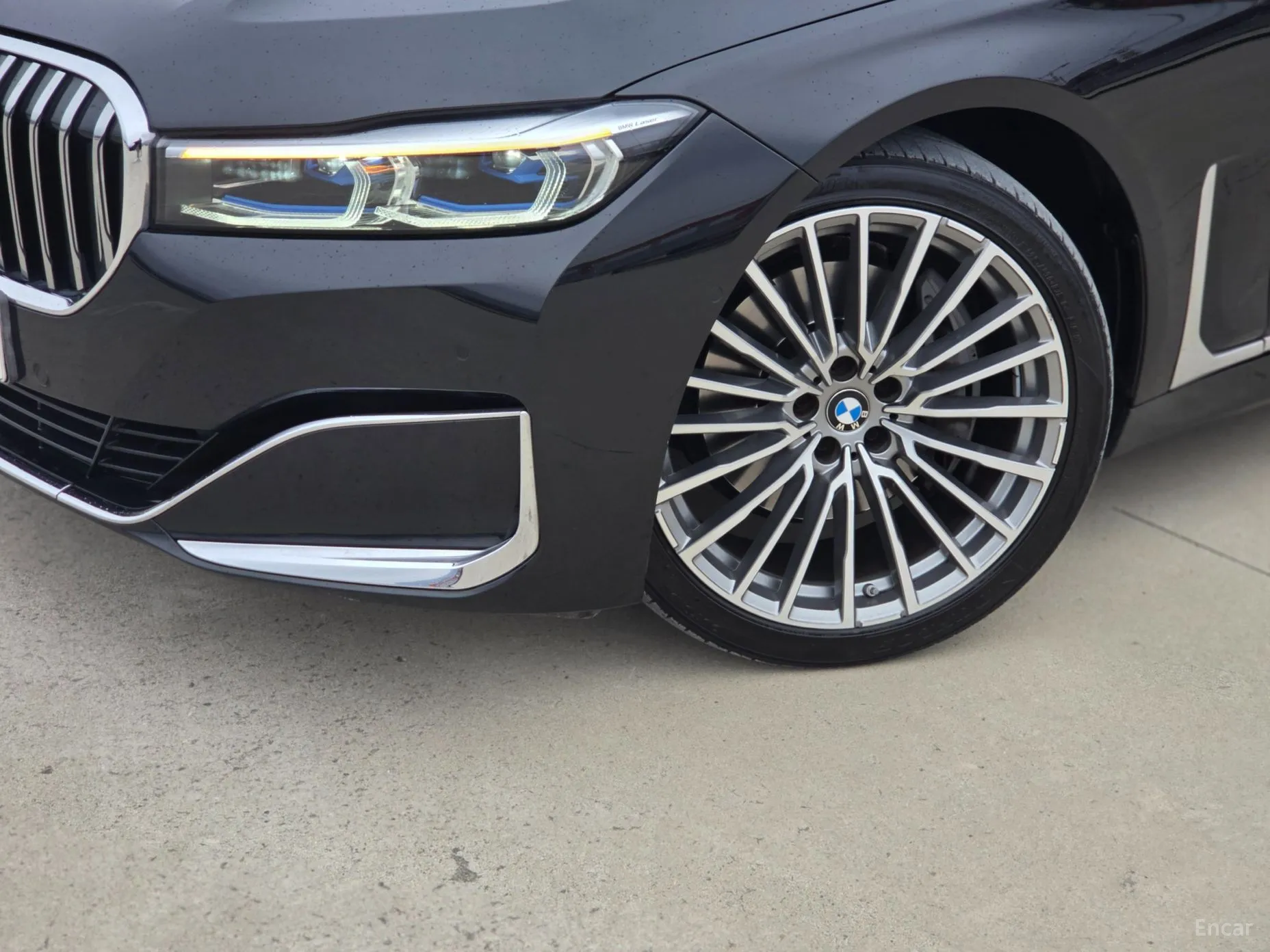 BMW 7 Series (G11) превью 3