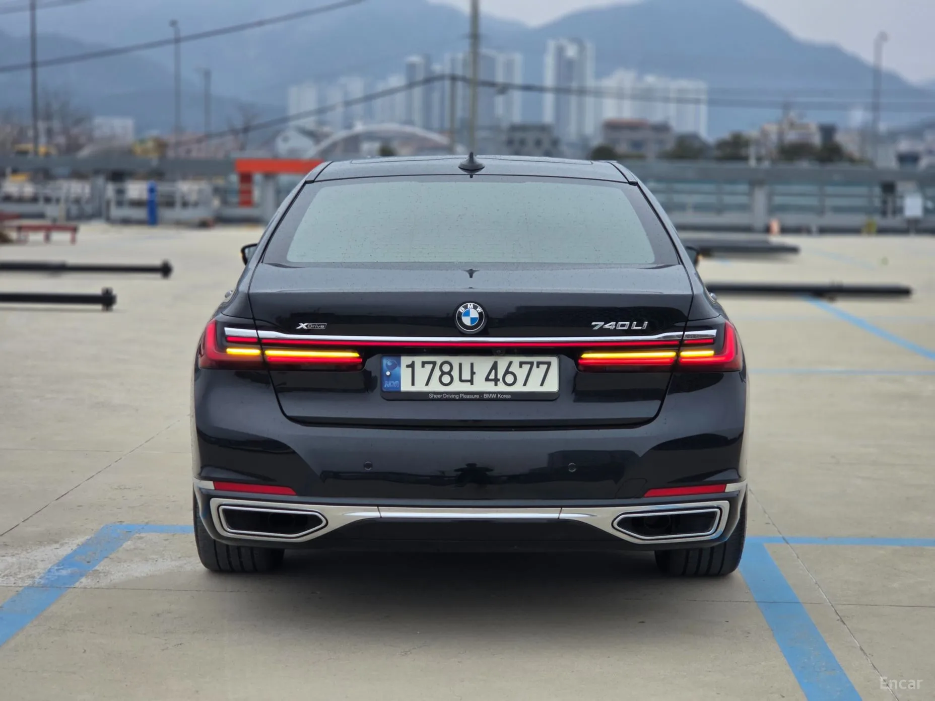 BMW 7 Series (G11) превью 6