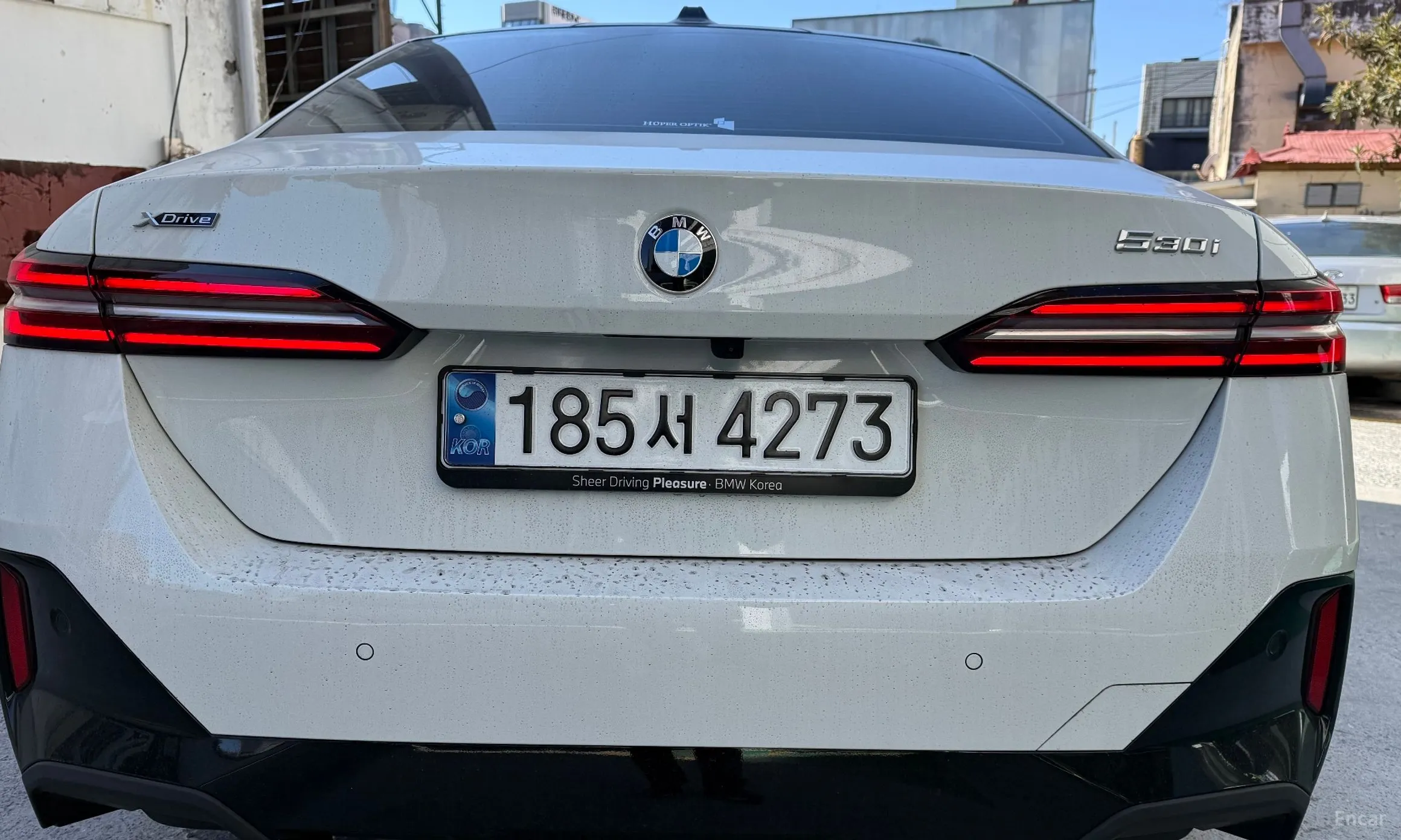 BMW 5 Series (G60) превью 2