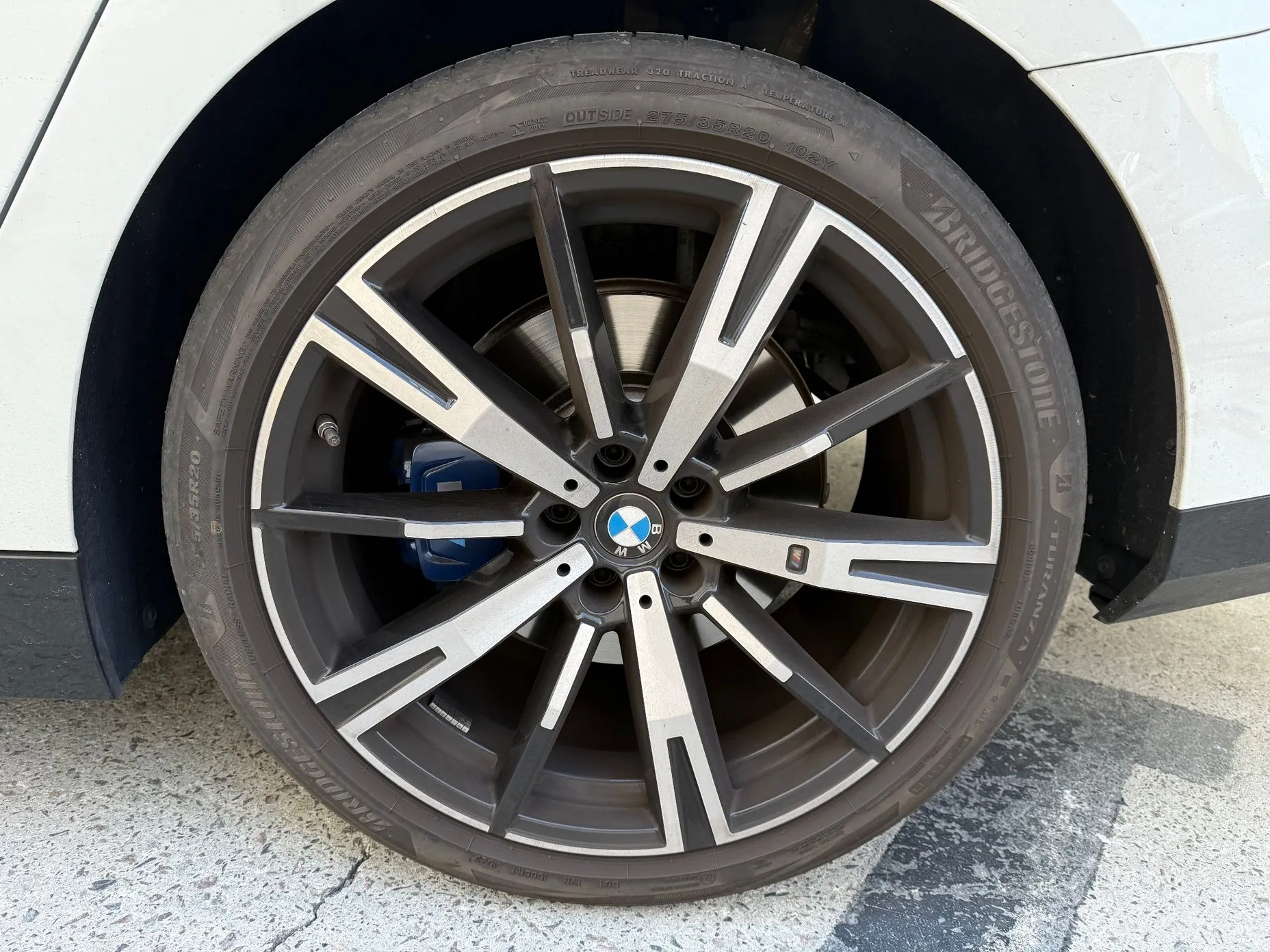 BMW 5 Series (G60) превью 6