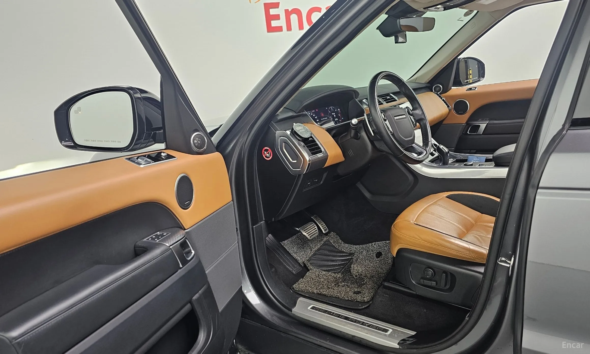 Land Rover Range Rover Sport 2nd Generation превью 10