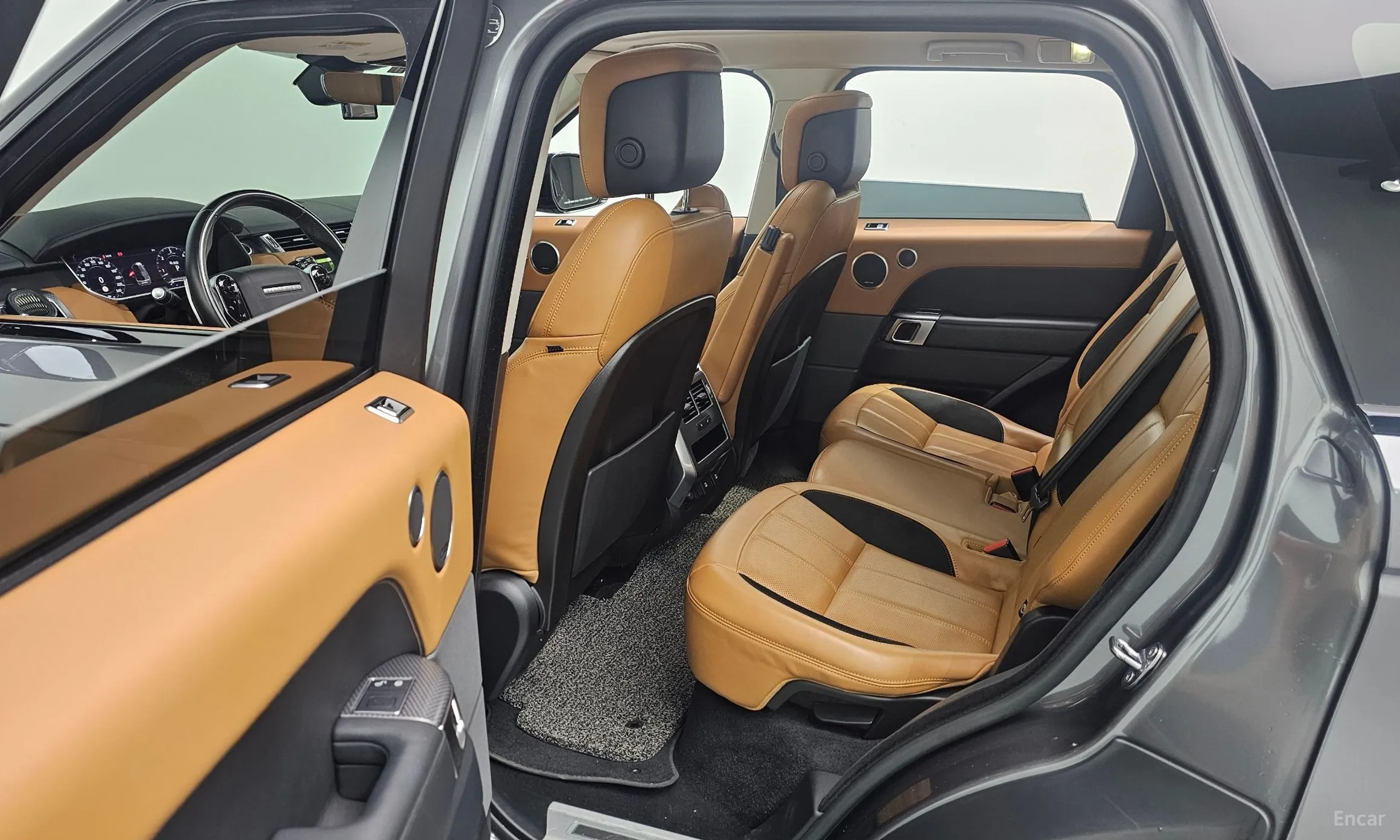 Land Rover Range Rover Sport 2nd Generation превью 12