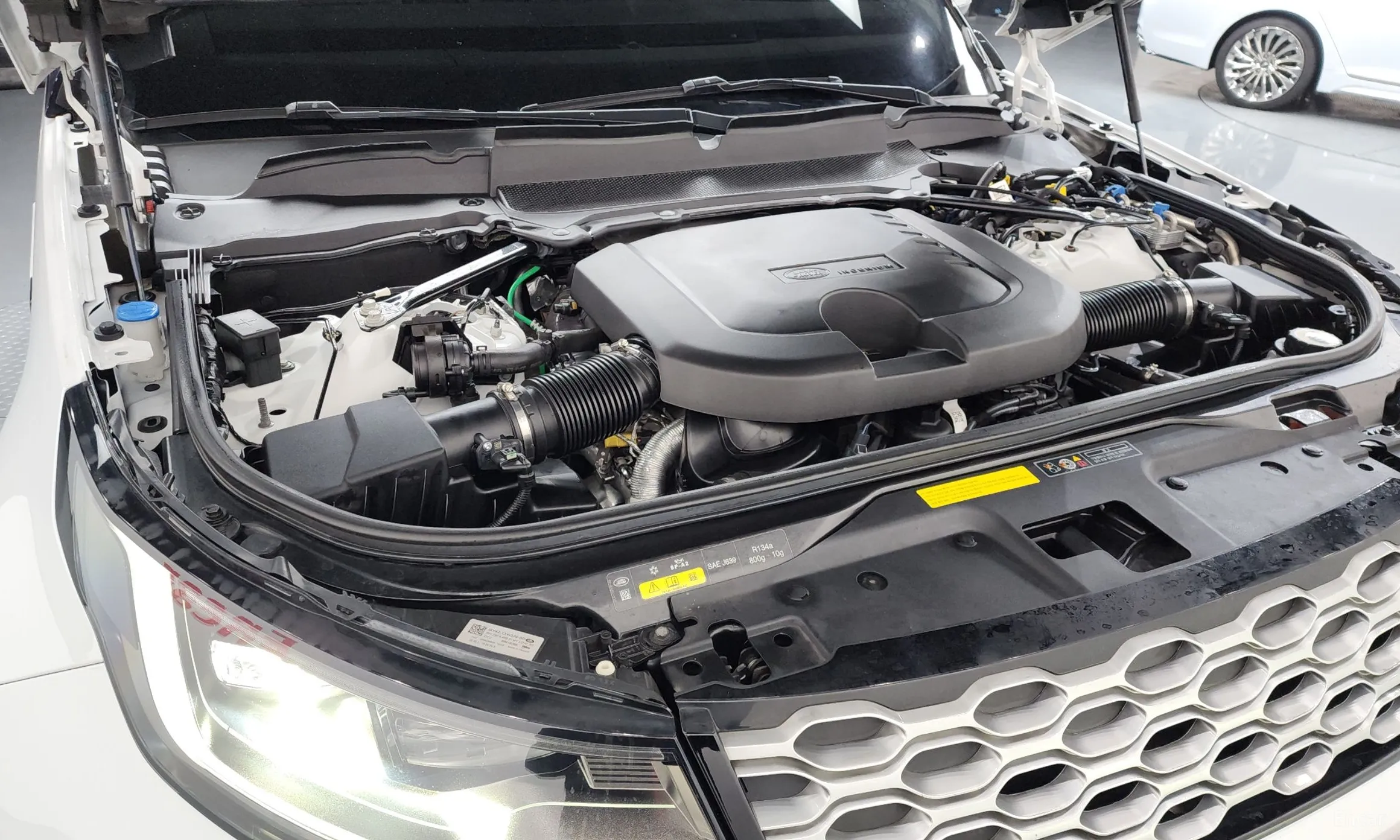 Land Rover Discovery 5 превью 6