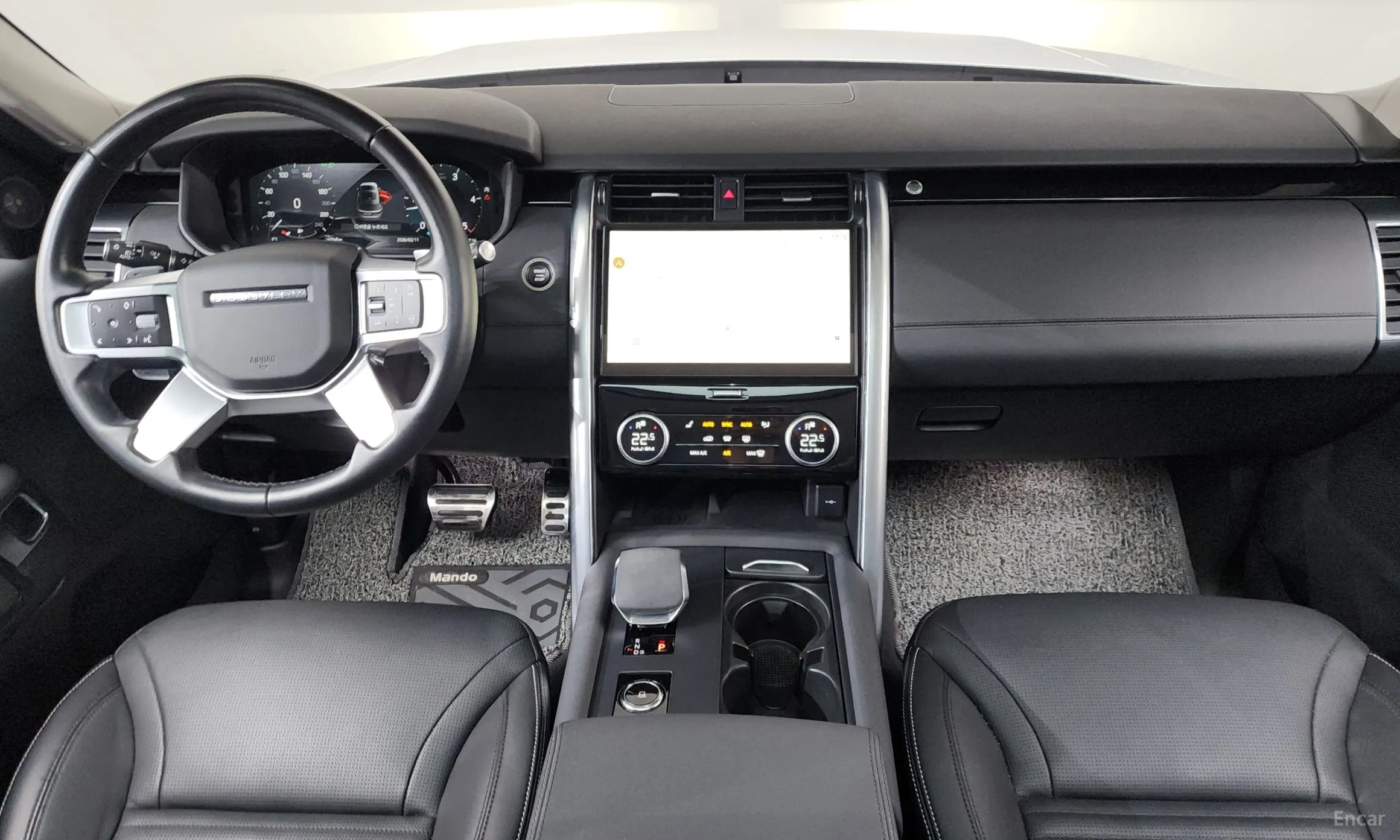 Land Rover Discovery 5 превью 7