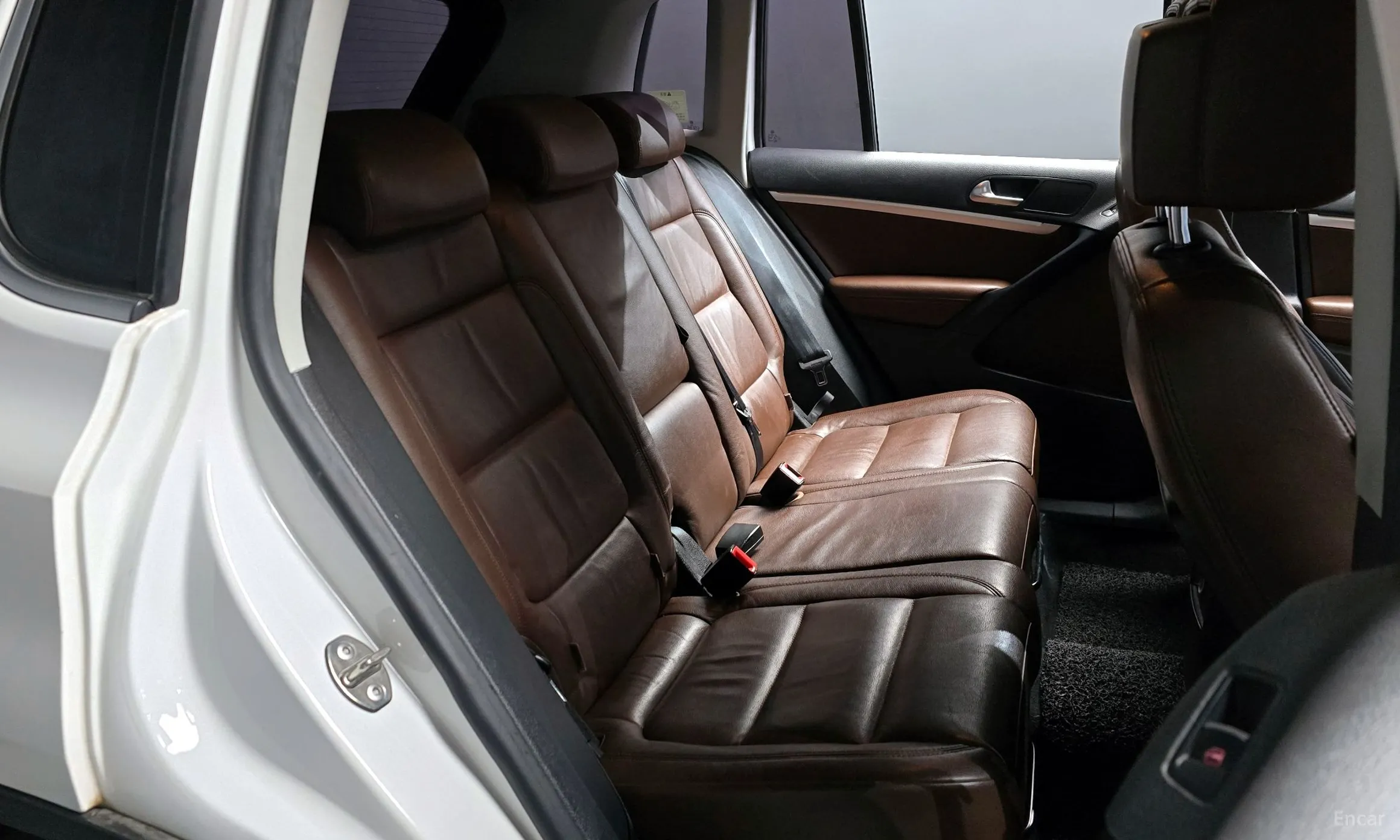 Volkswagen New Tiguan превью 12