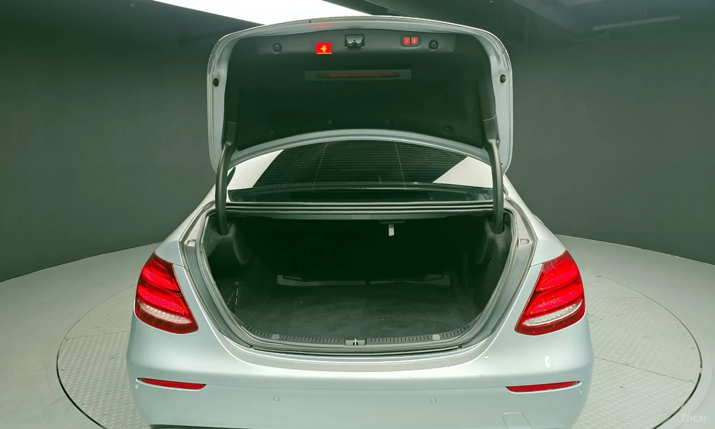 Mercedes Benz E-Class W213 превью 20