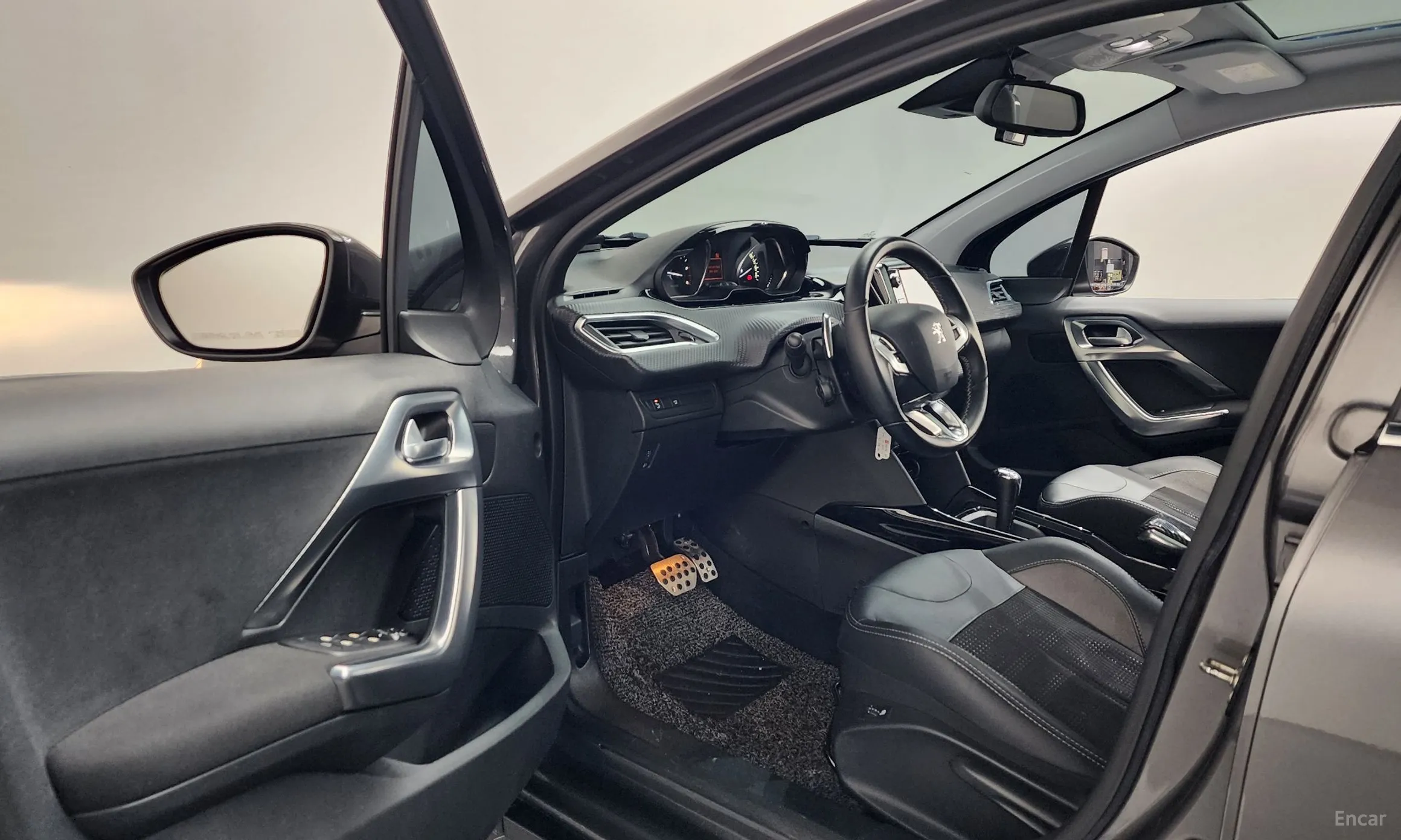 Peugeot 2008. превью 10