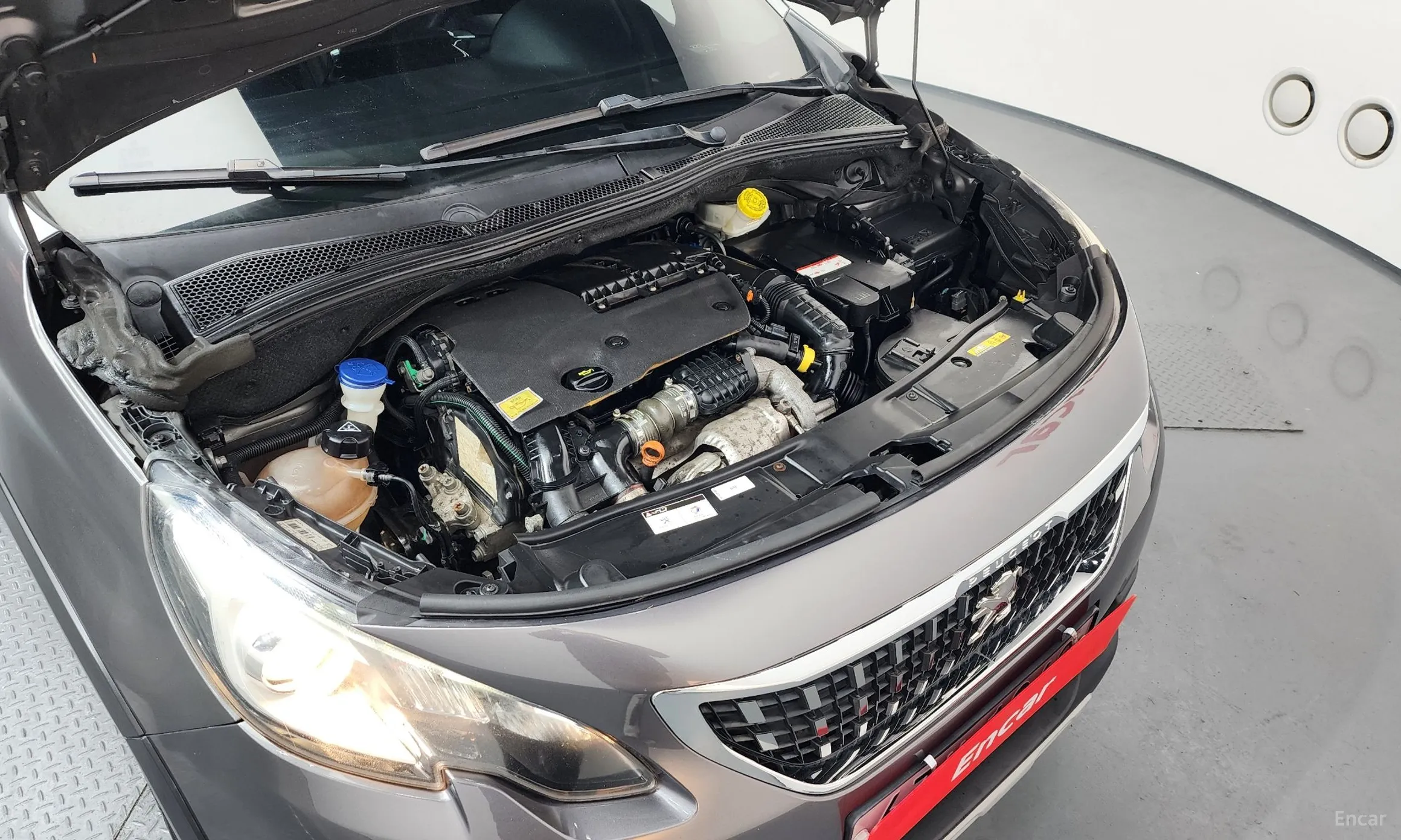 Peugeot 2008. превью 6