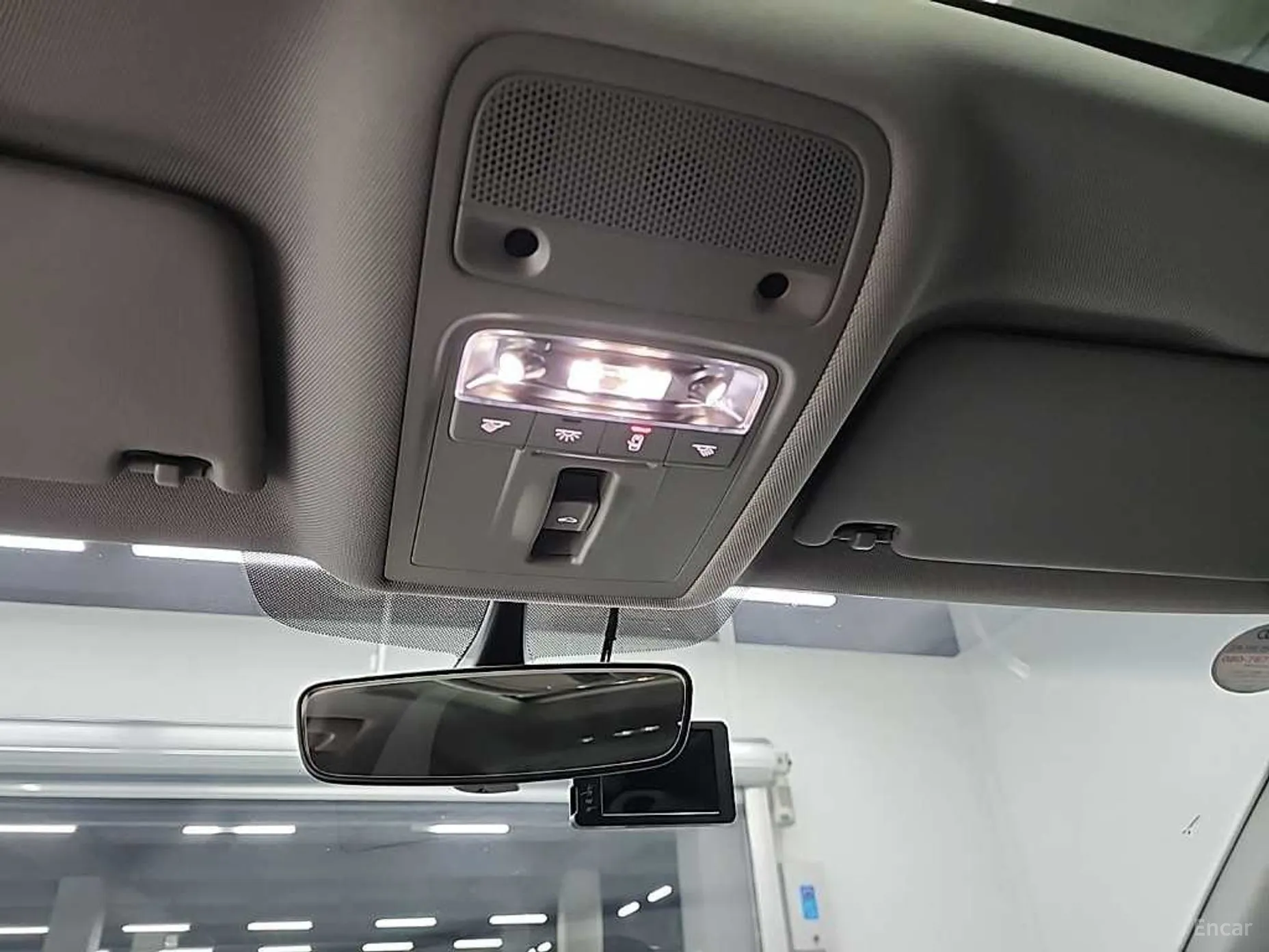 Audi New A3 превью 16