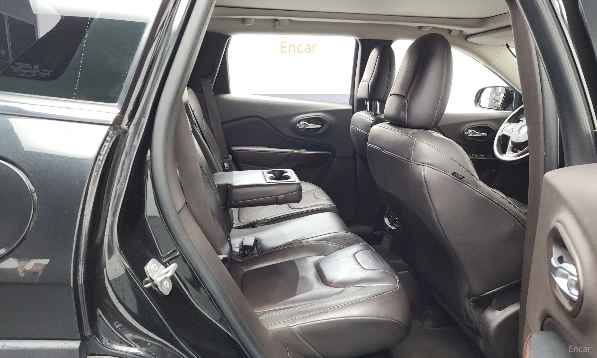 Jeep Cherokee (KL) превью 12