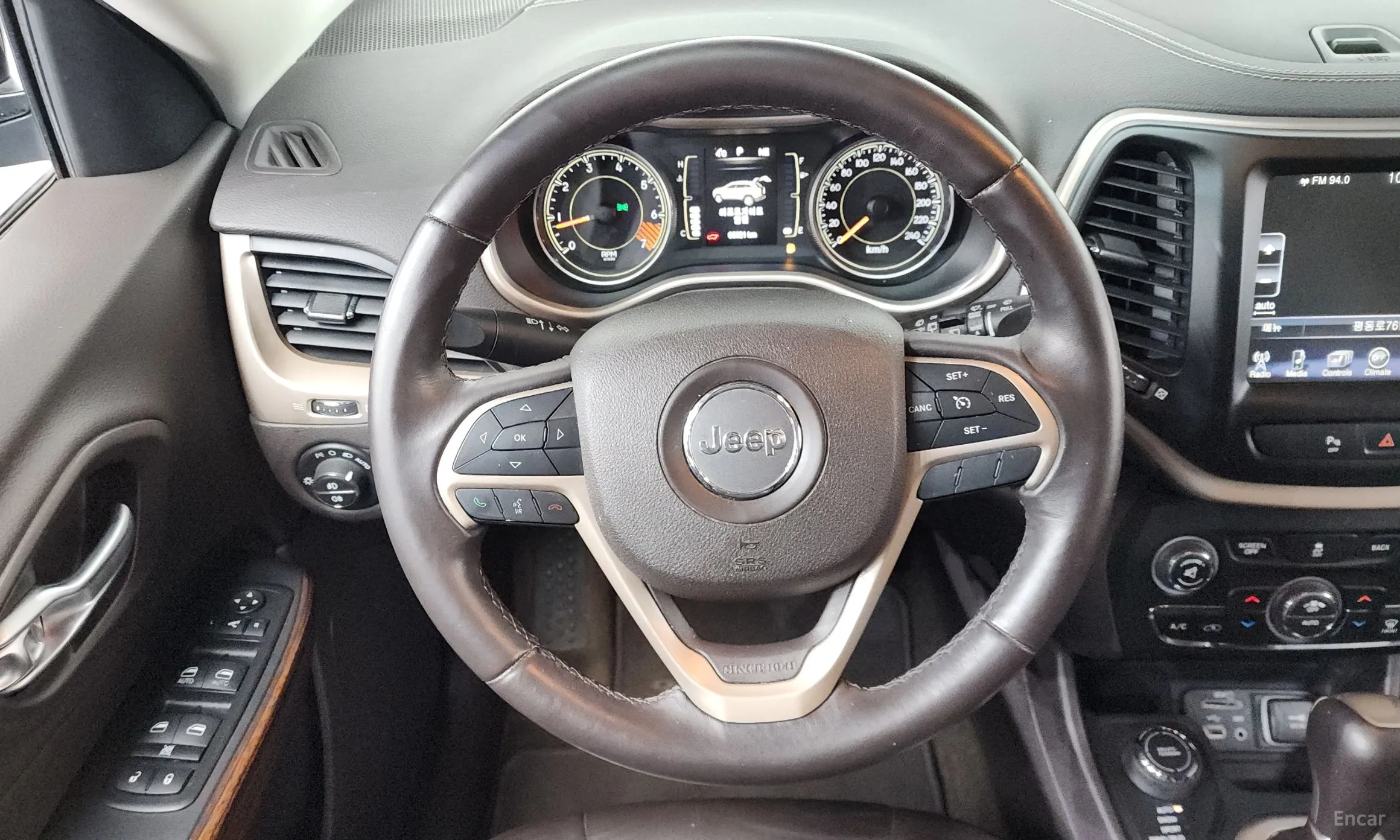 Jeep Cherokee (KL) превью 13