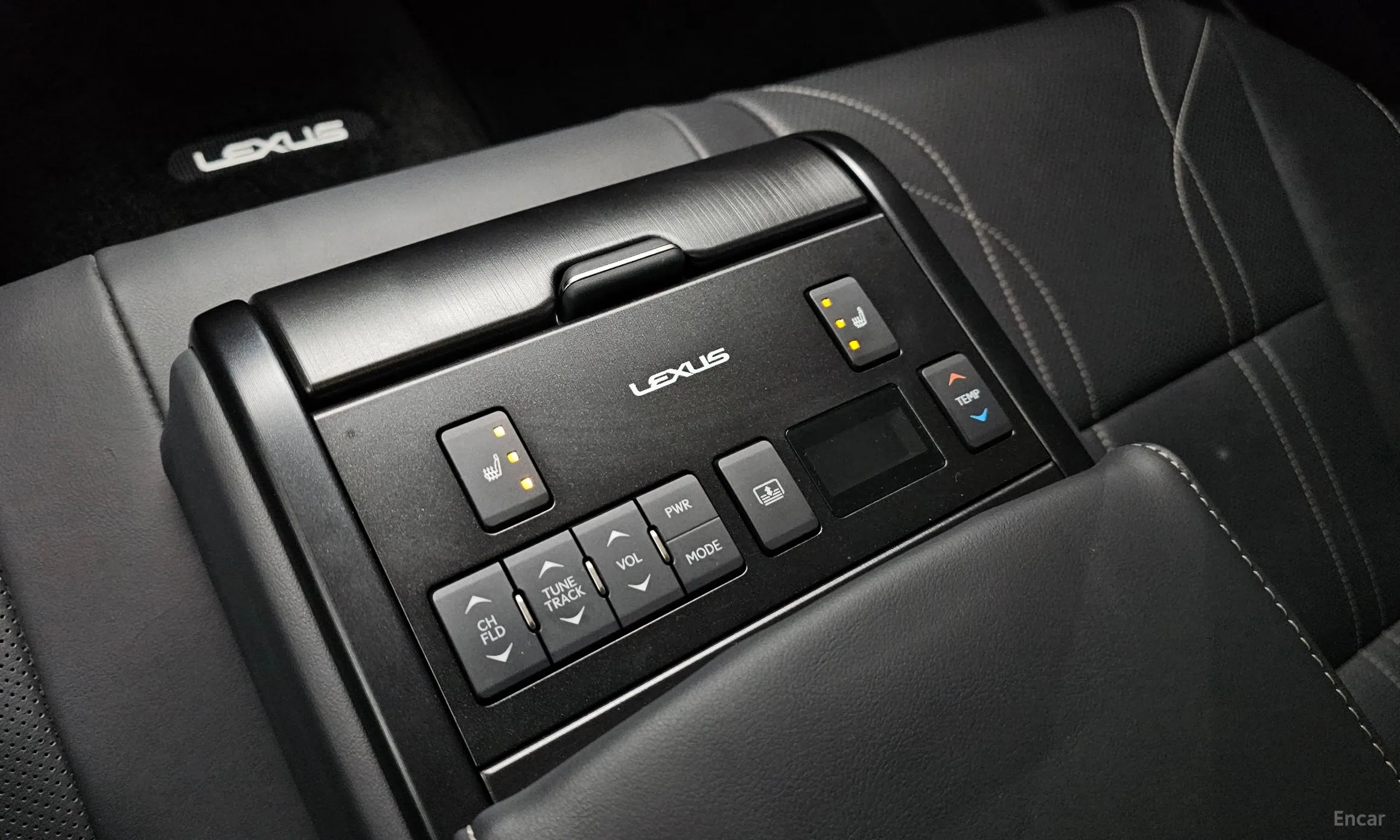 Lexus ES300h 7th Generation превью 19