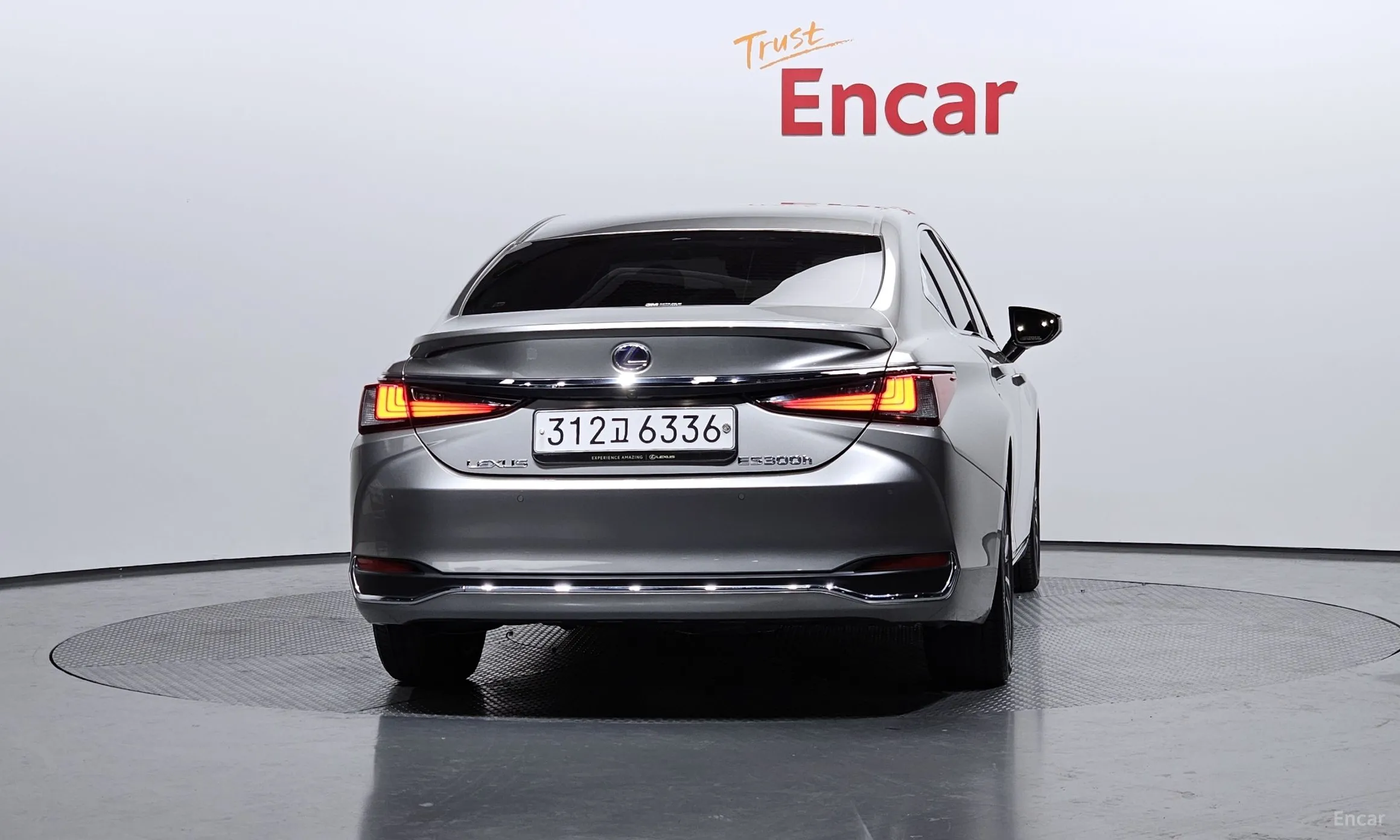 Lexus ES300h 7th Generation превью 4