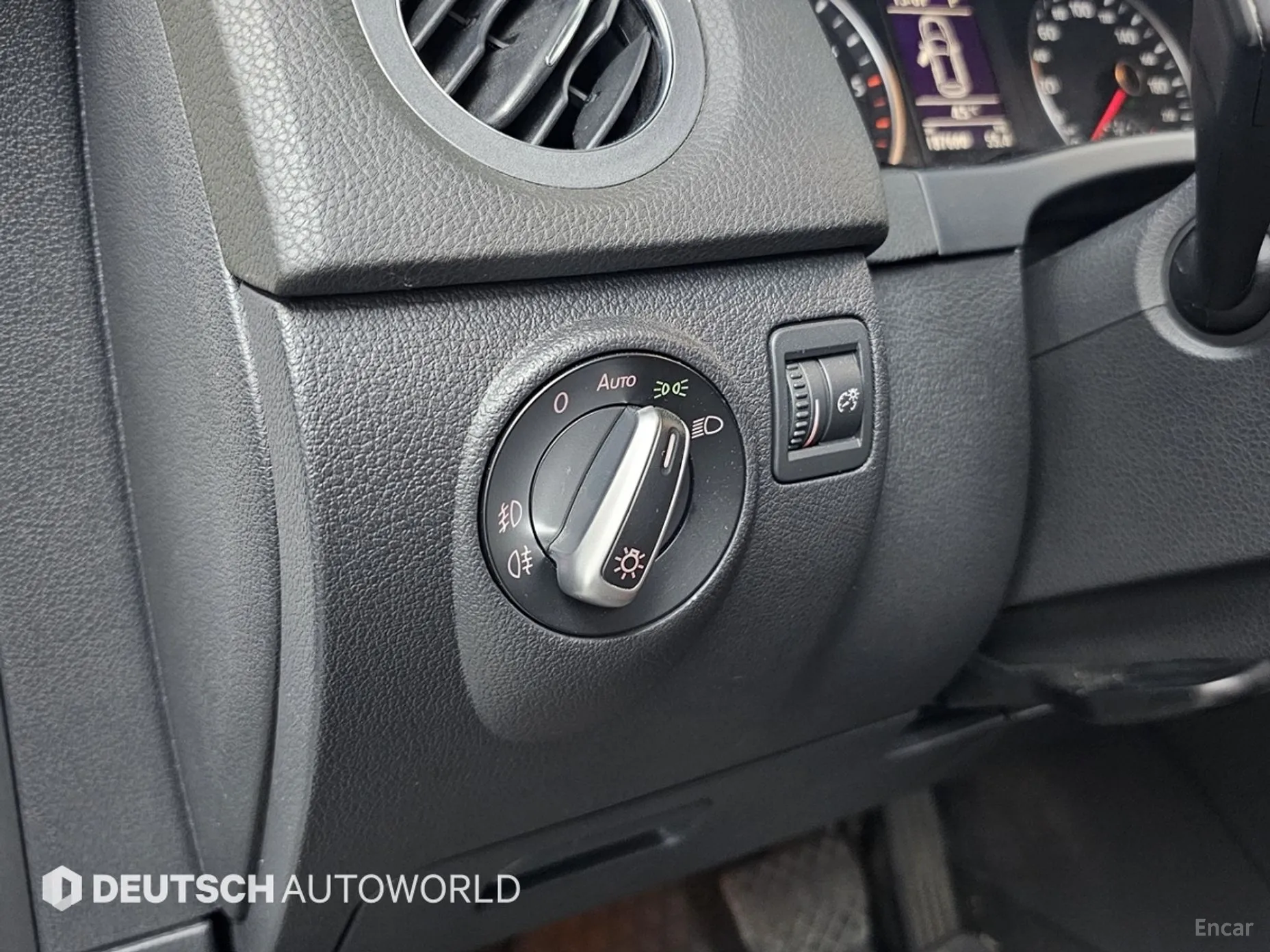 Volkswagen New Tiguan превью 16