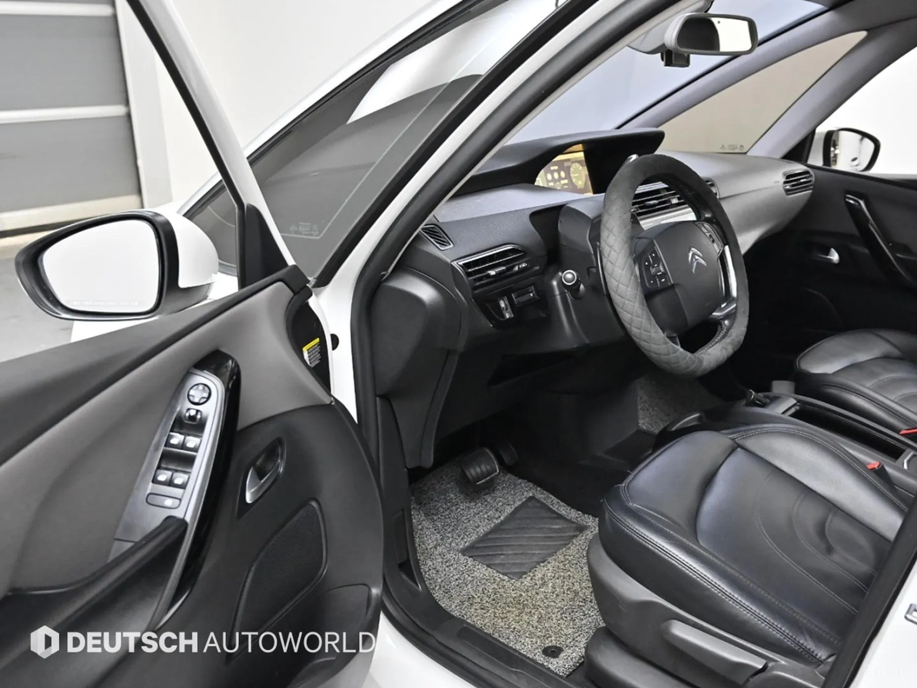 Citroën/DS Grand C4 Picasso превью 11