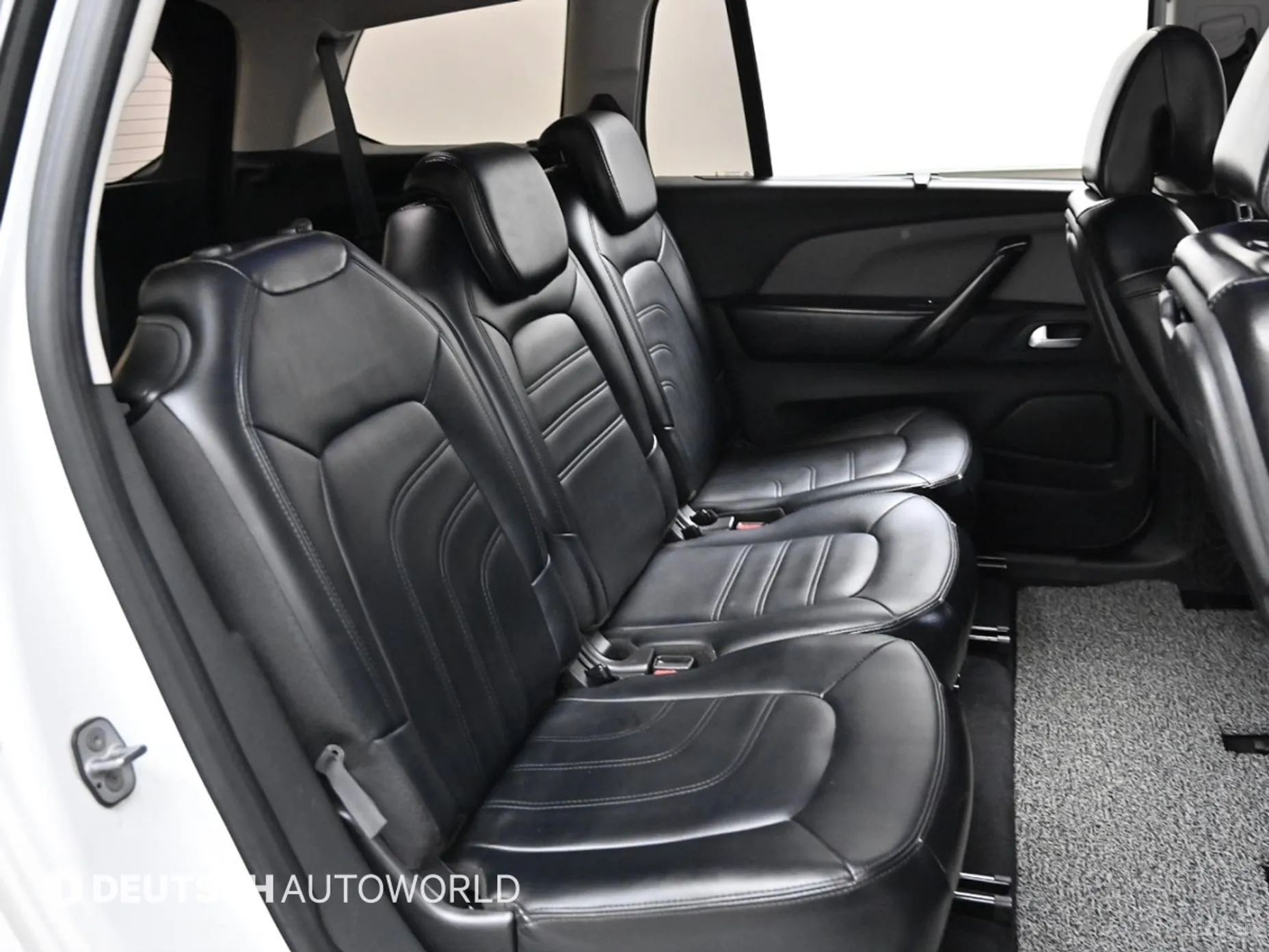 Citroën/DS Grand C4 Picasso превью 12
