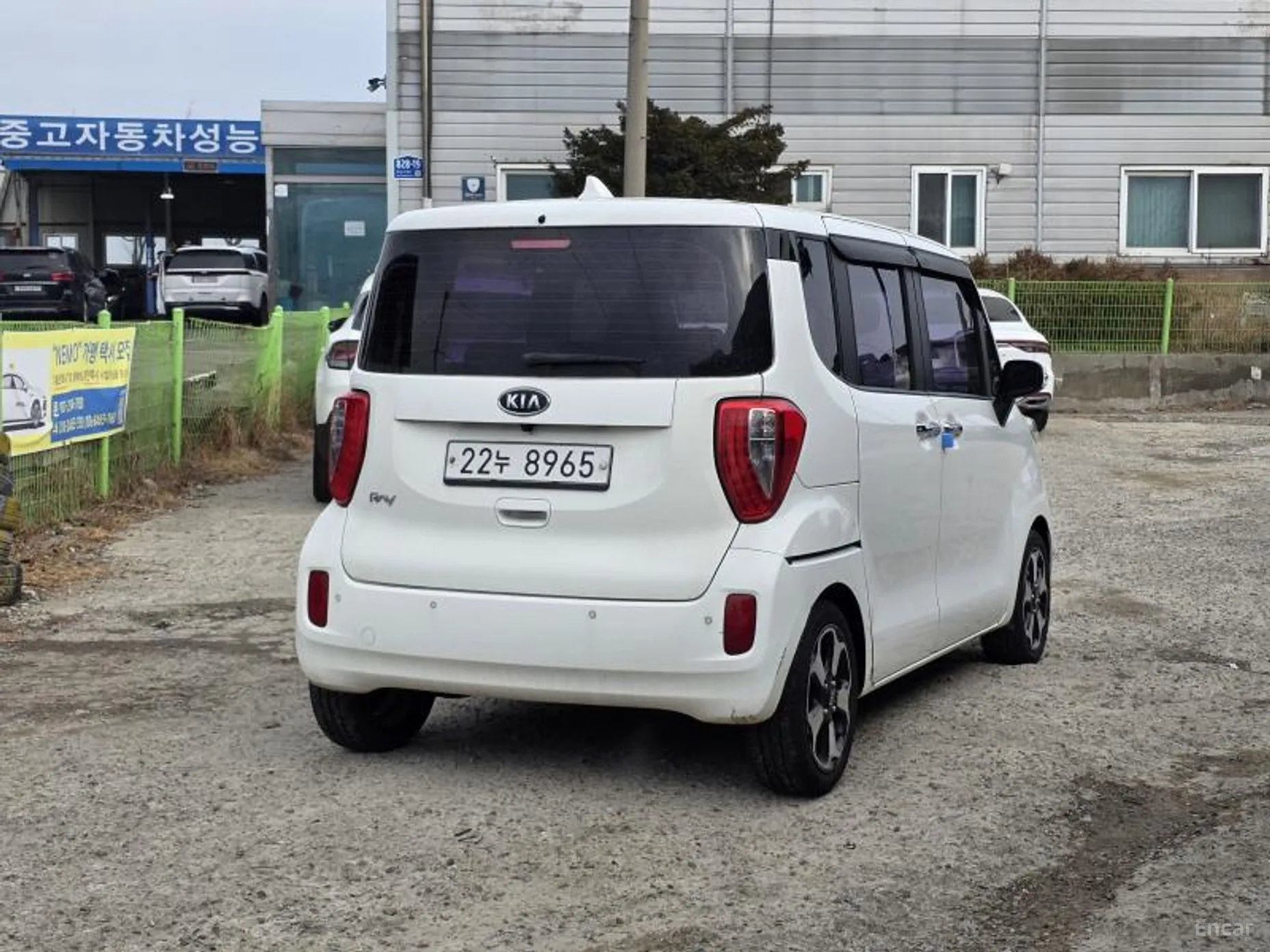 Kia Ray превью 18