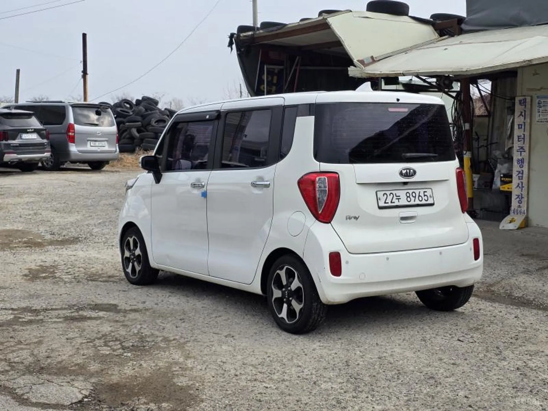 Kia Ray превью 19