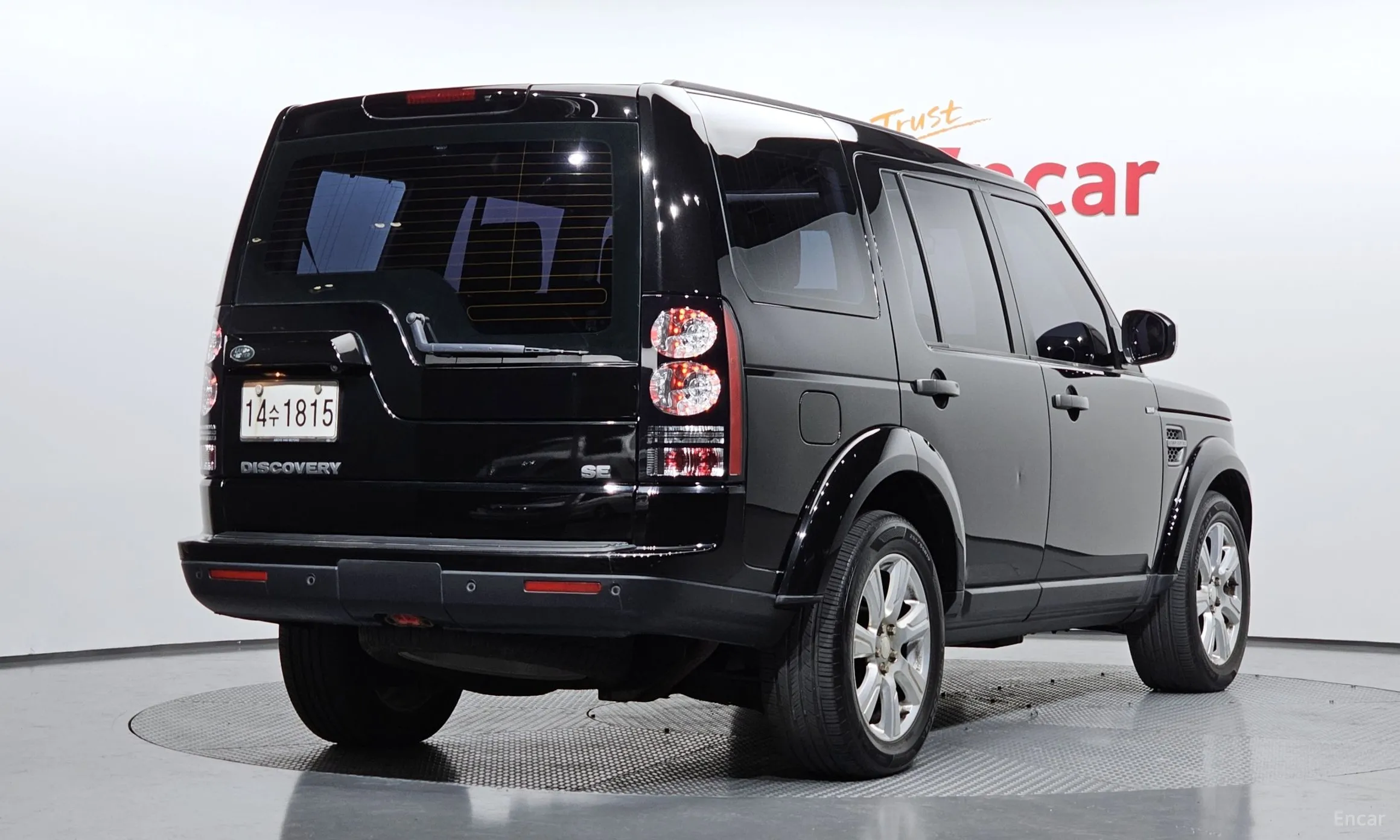 Land Rover Discovery 4 превью 2