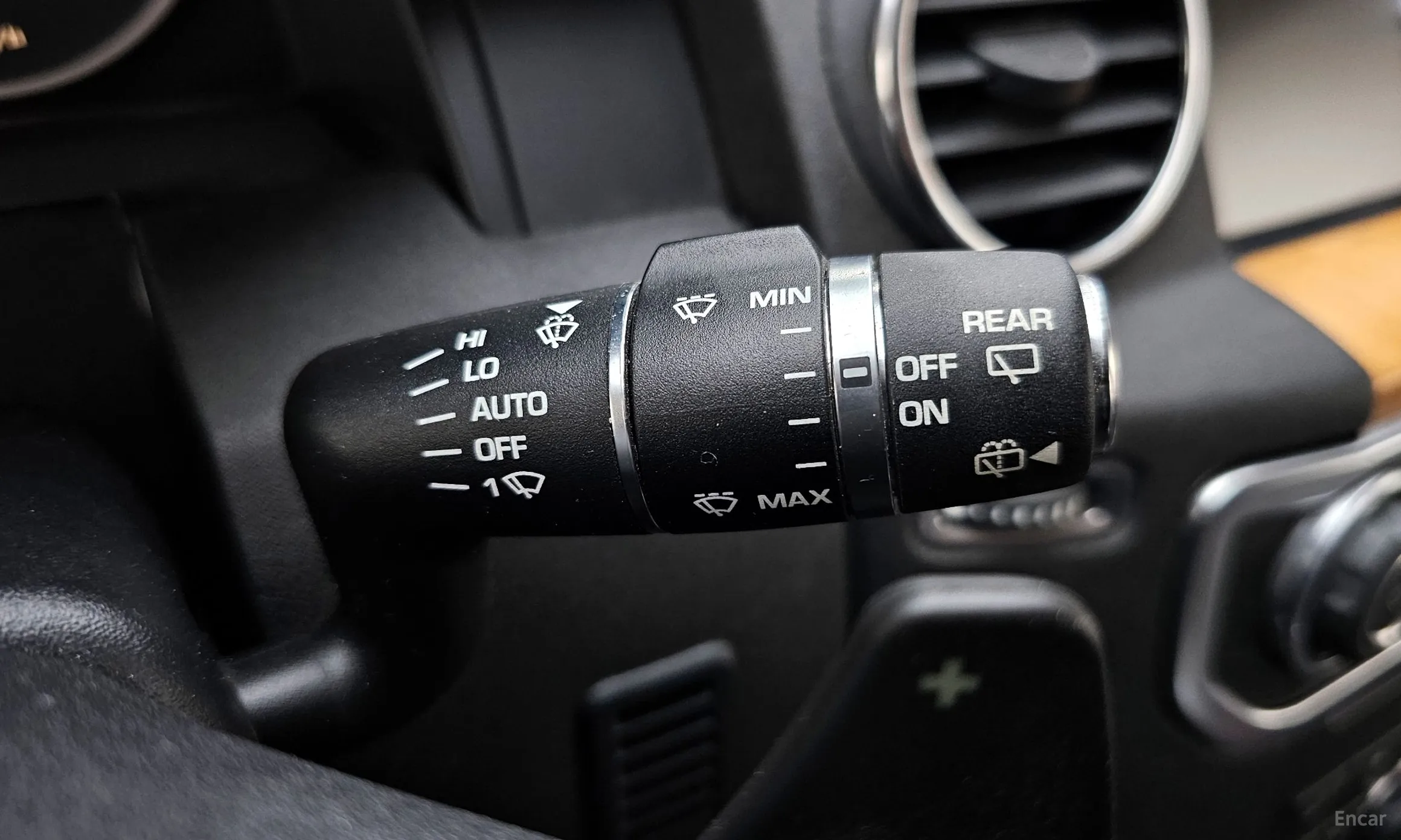 Land Rover Discovery 4 превью 16